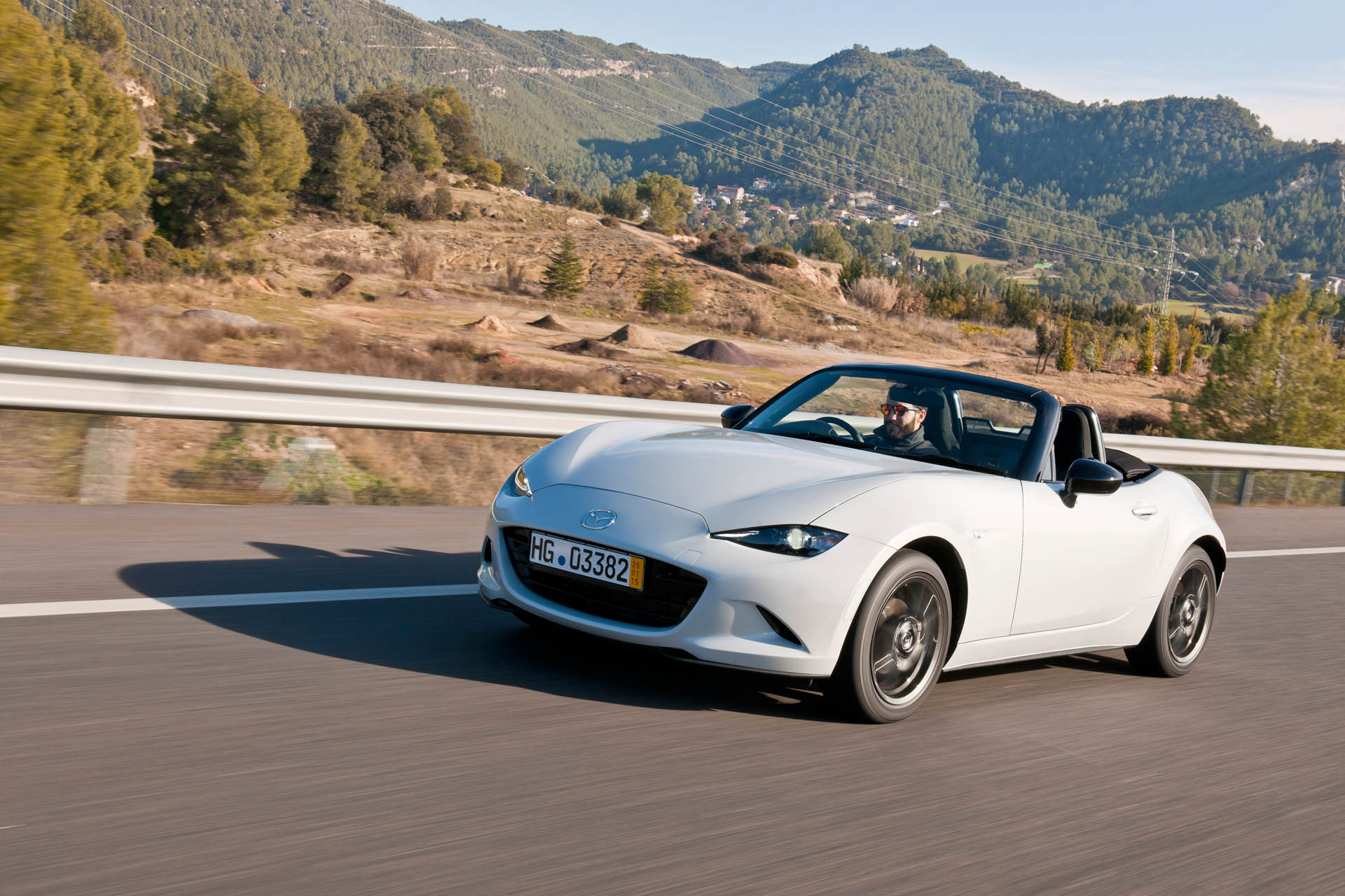 mx-5 2015 action 10 highres