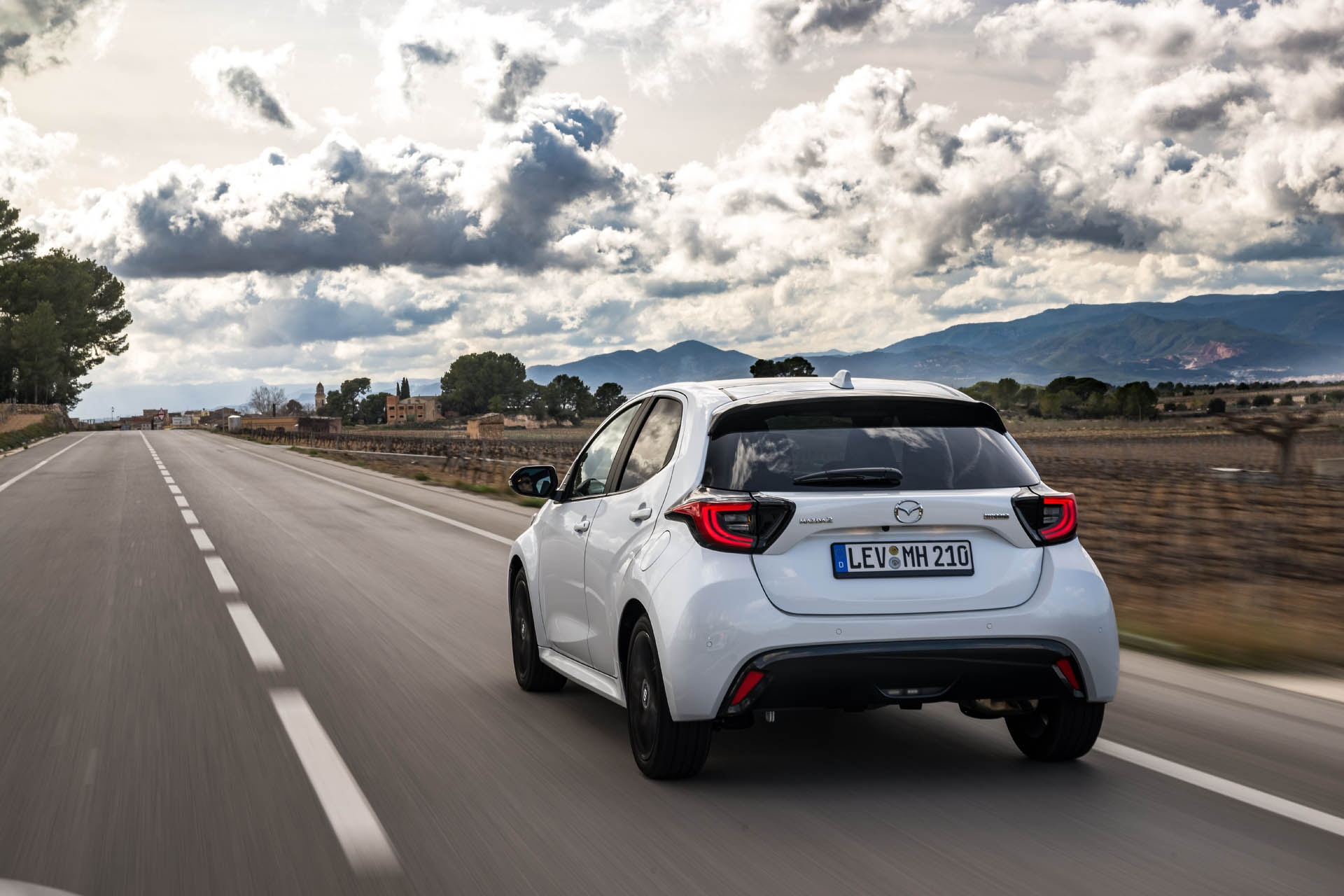 2024 mazda2 hybrid 11
