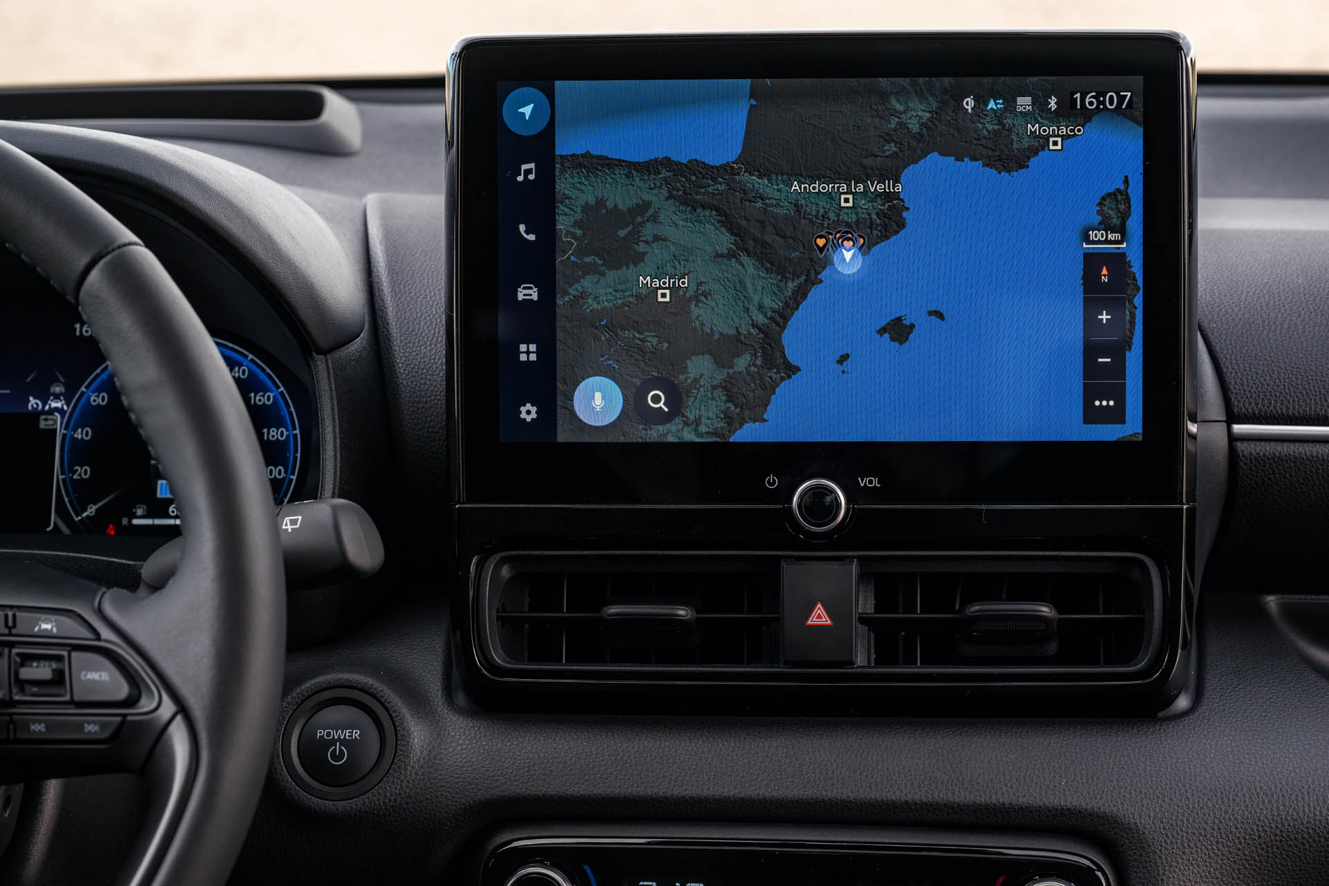 2024 mazda2 hybrid 23
