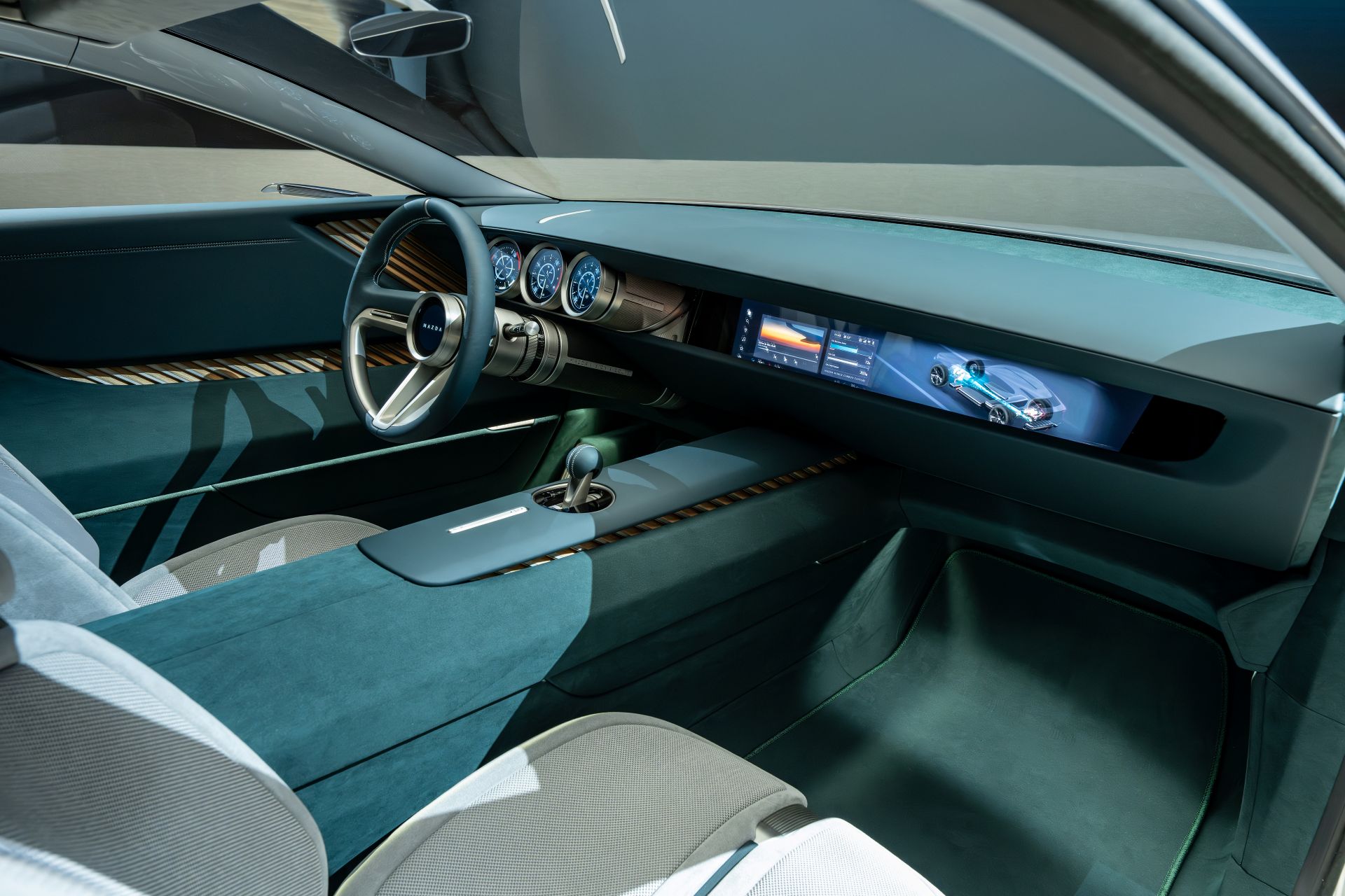MAZDA VISION X-COUPE 17