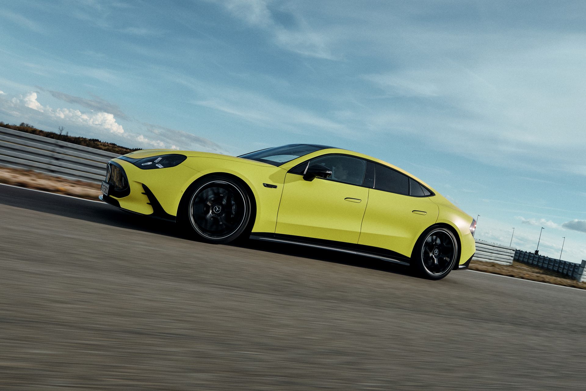 mercedes-amg gt4 door coupe 2026 25