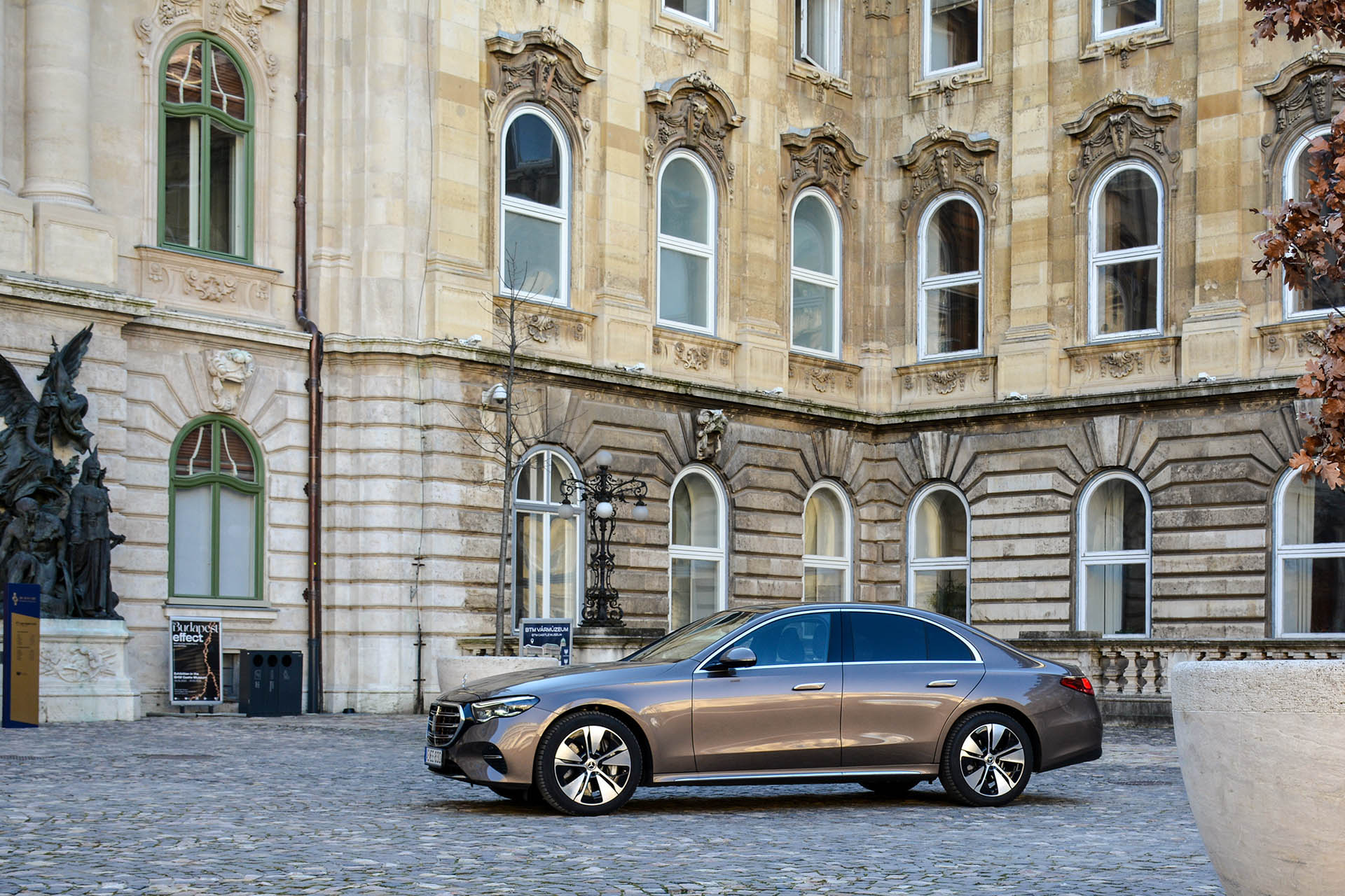 Mercedes-Benz E220d Exclusive 2024 19
