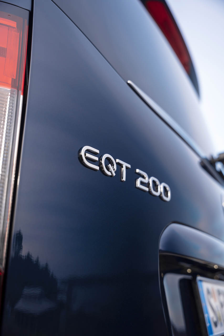 Mercedes-Benz EQT 38