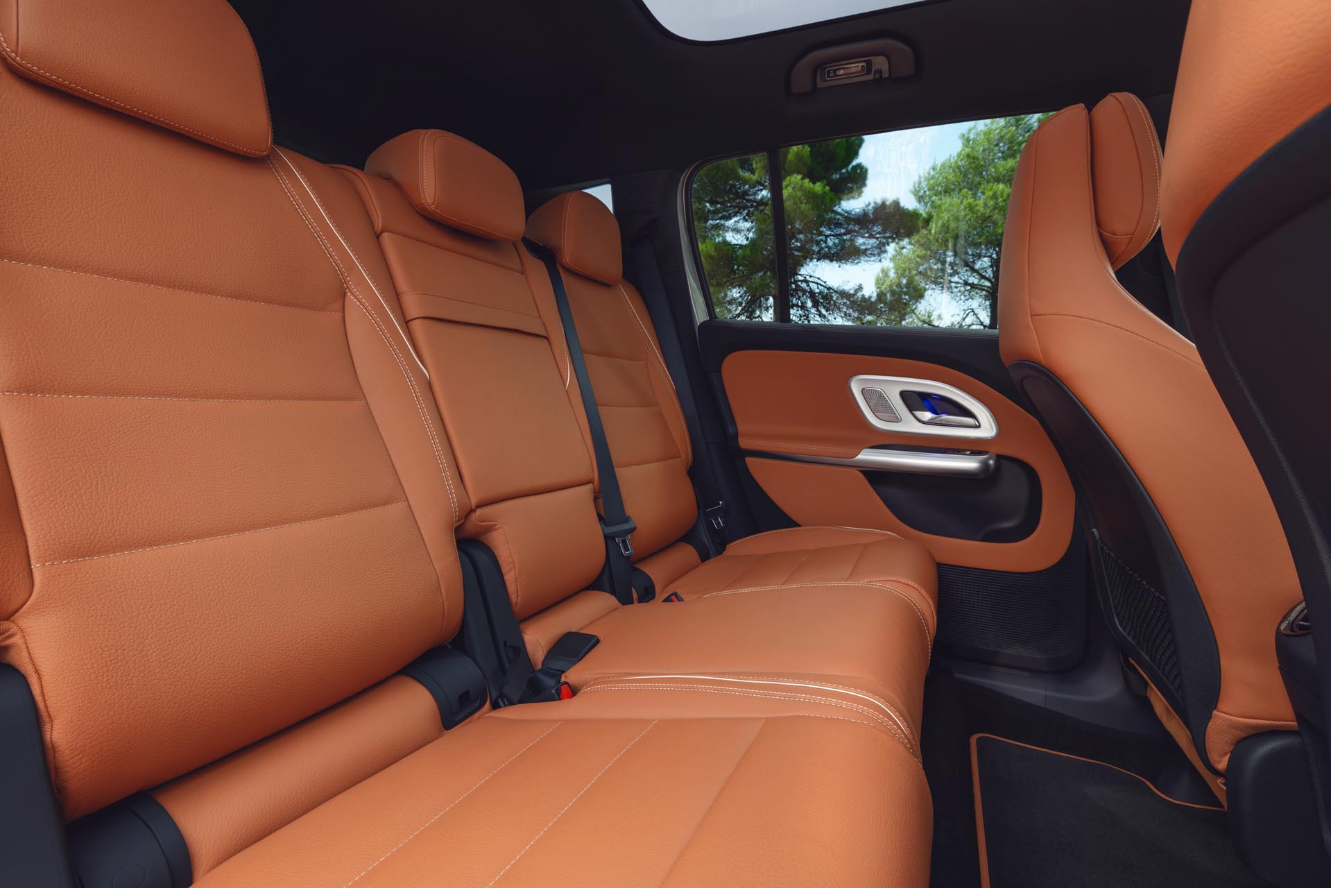 MercedesGLB30