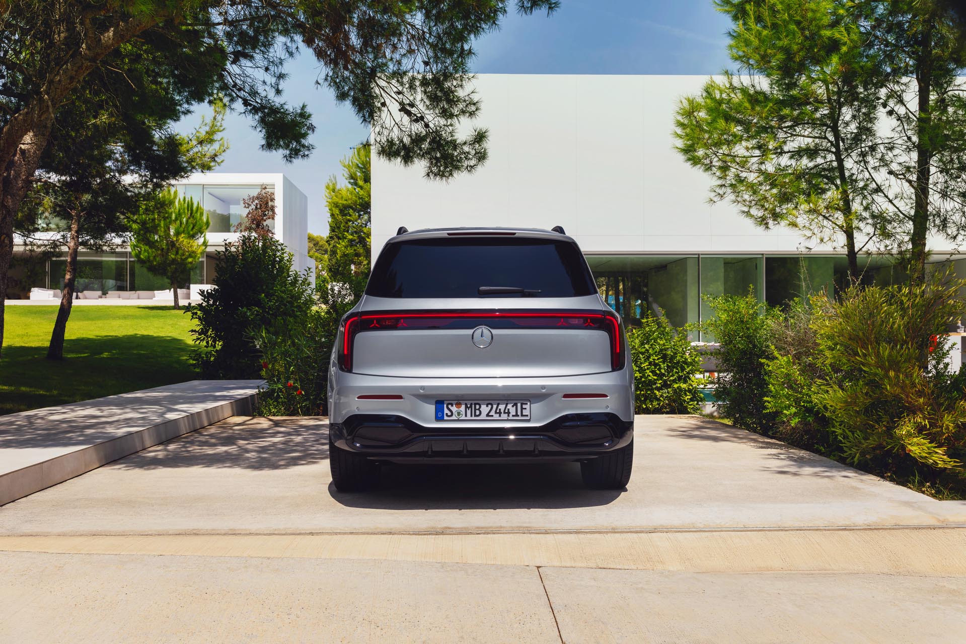 MercedesGLB33