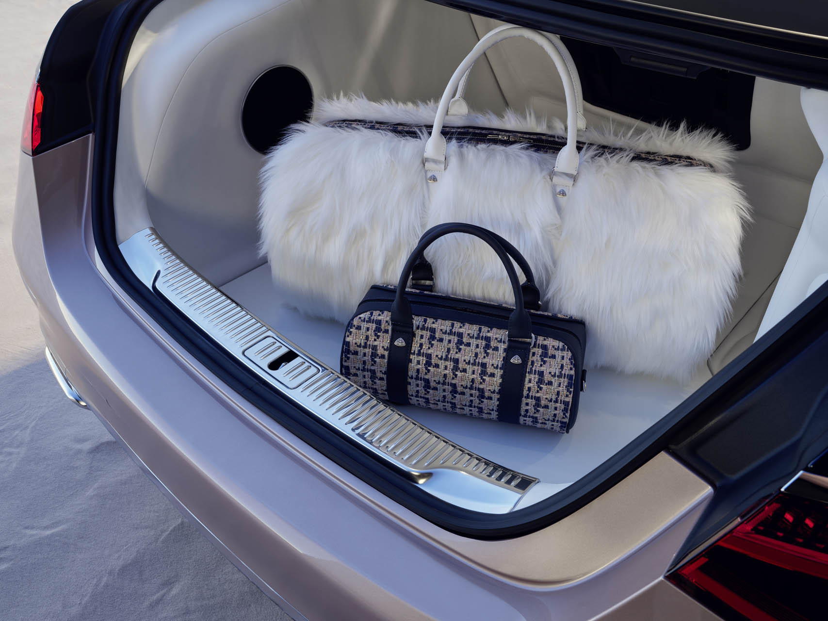 Mercedes-Maybach S-Class Haute Voiture10