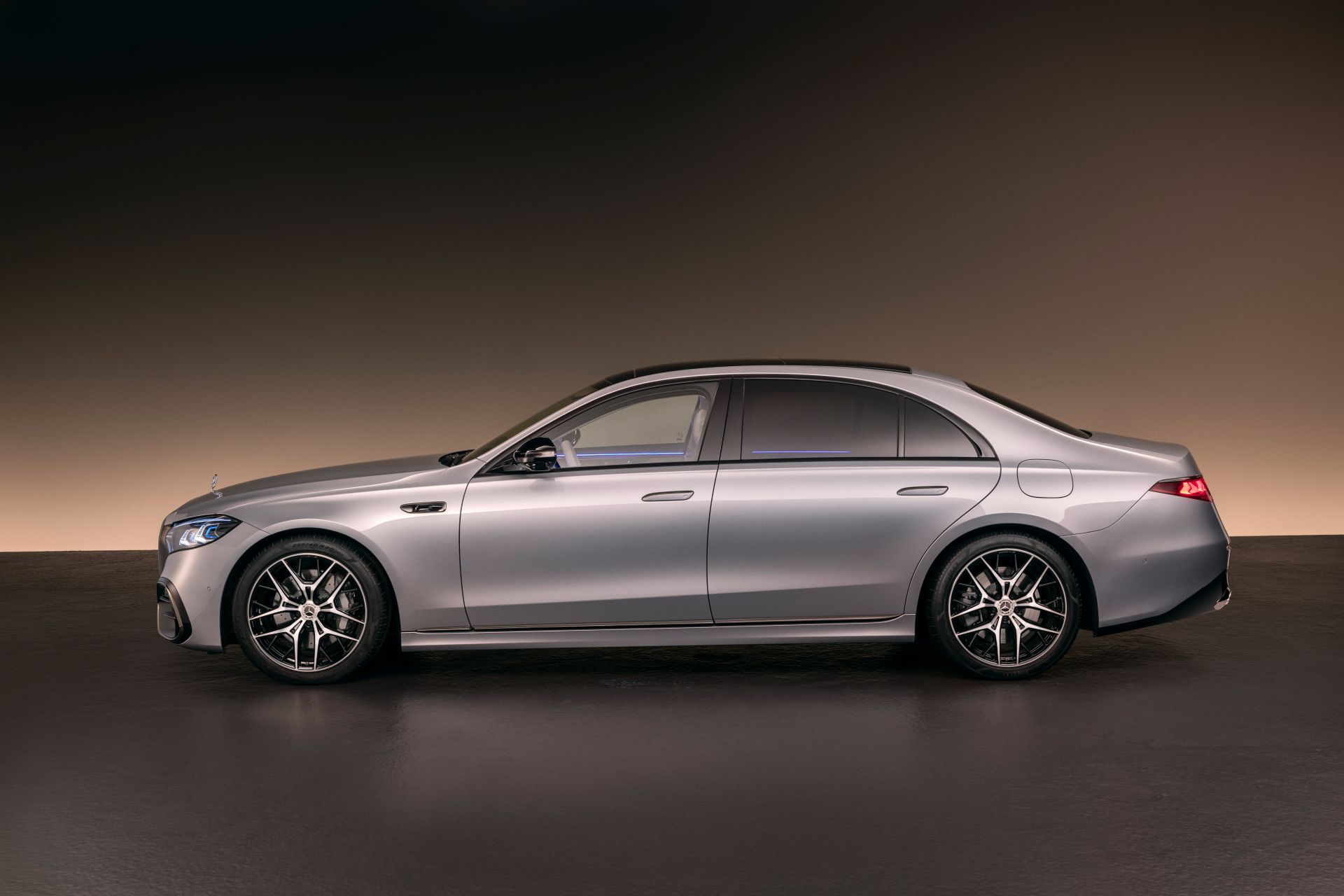 Mercedes-Benz S-Class 2026 28