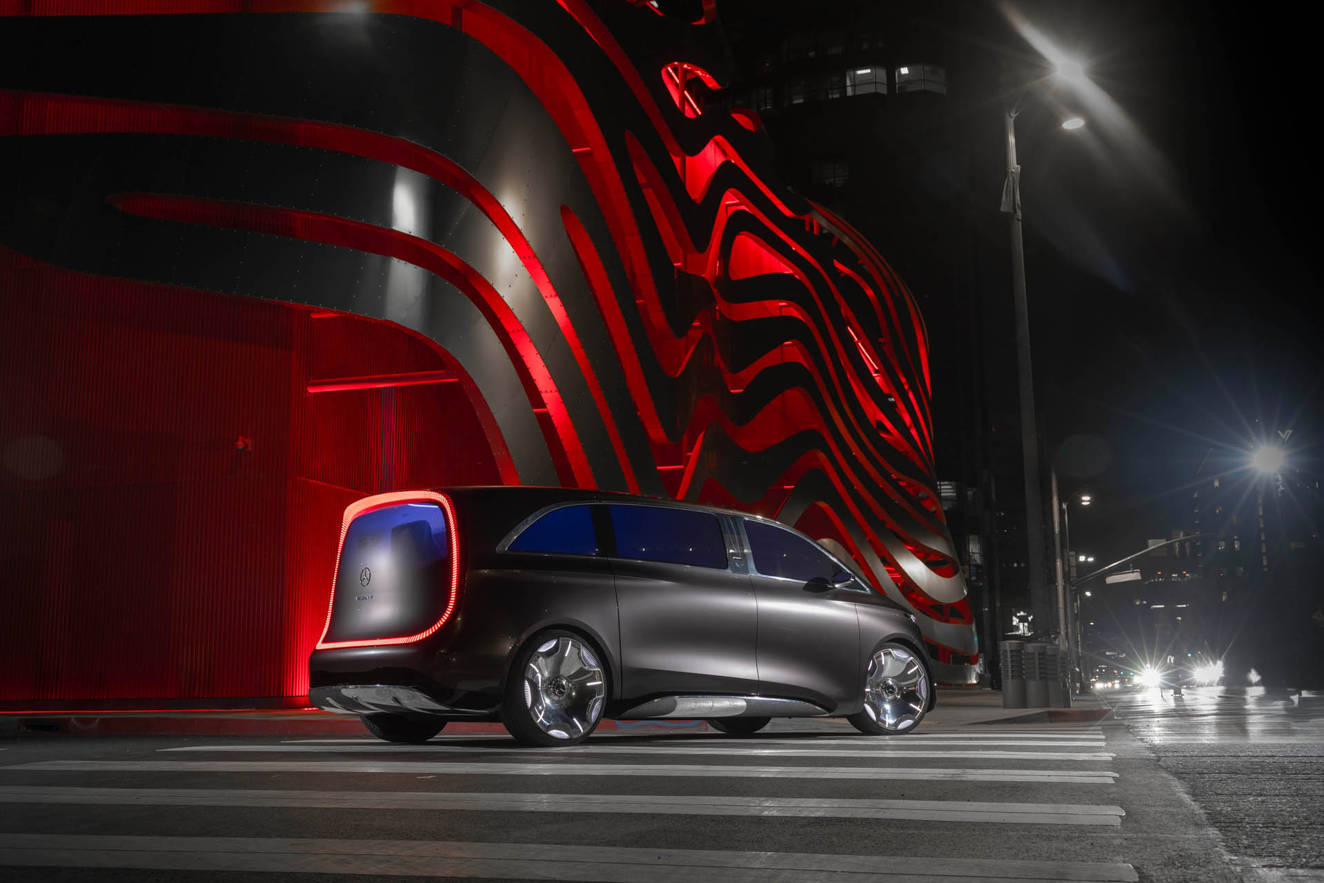 Mercedes Vision V in California 21