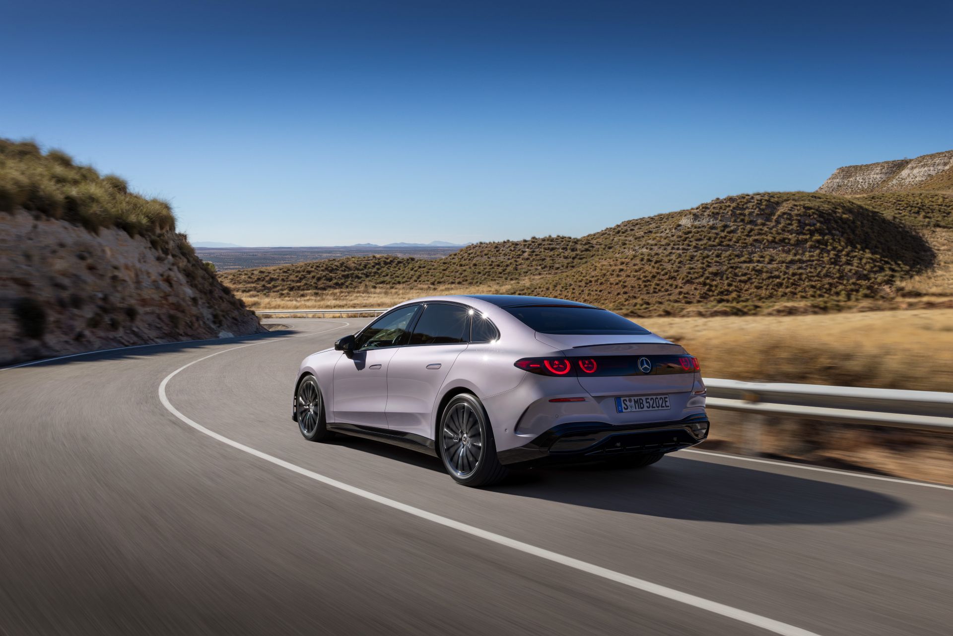 Mercedes-Benz electric C-Class 2026 05
