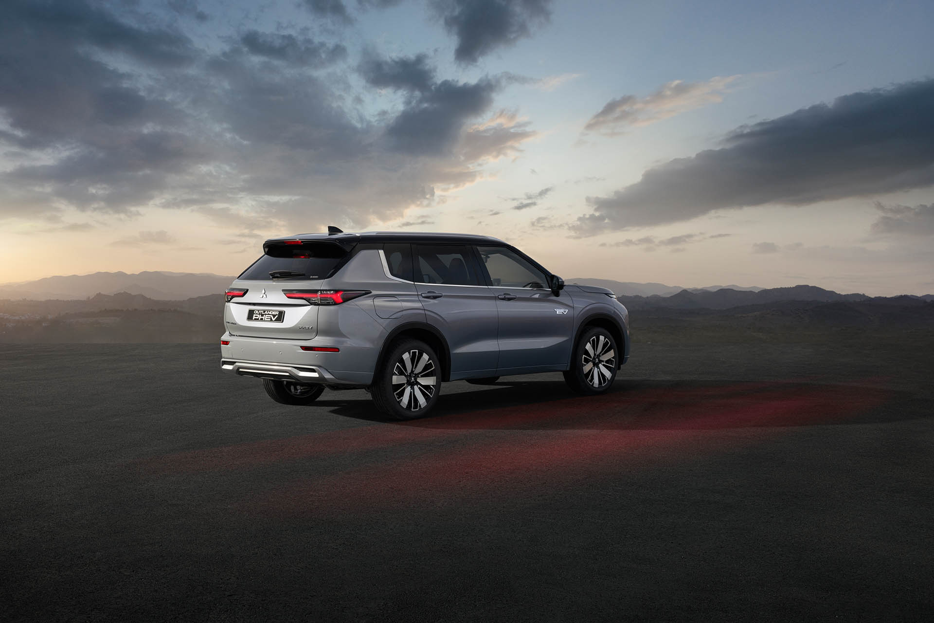 Mitsubishi Outlander PHEV 2025 06