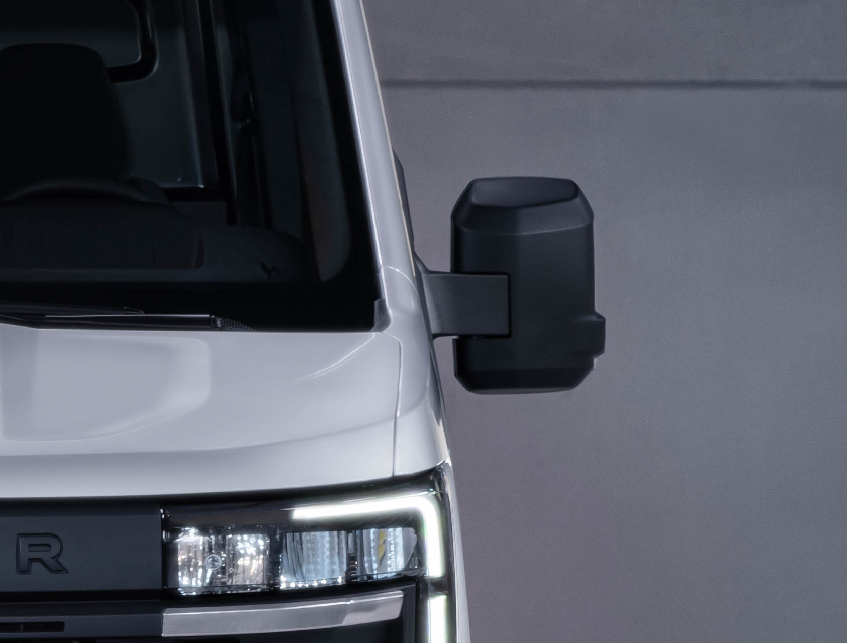Nissan Interstar EV 09