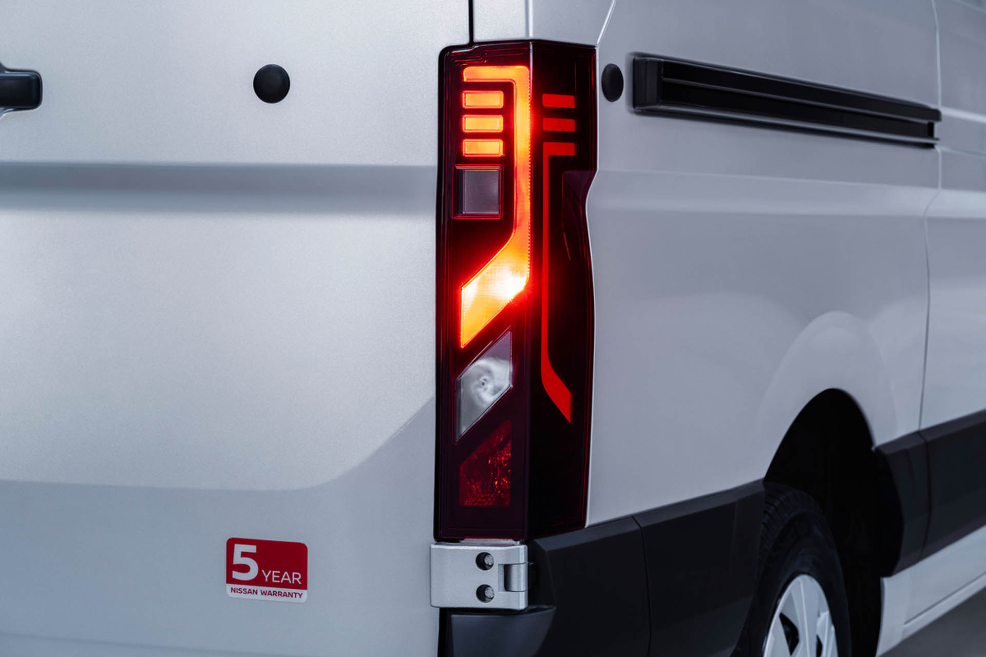 Nissan Interstar EV 10