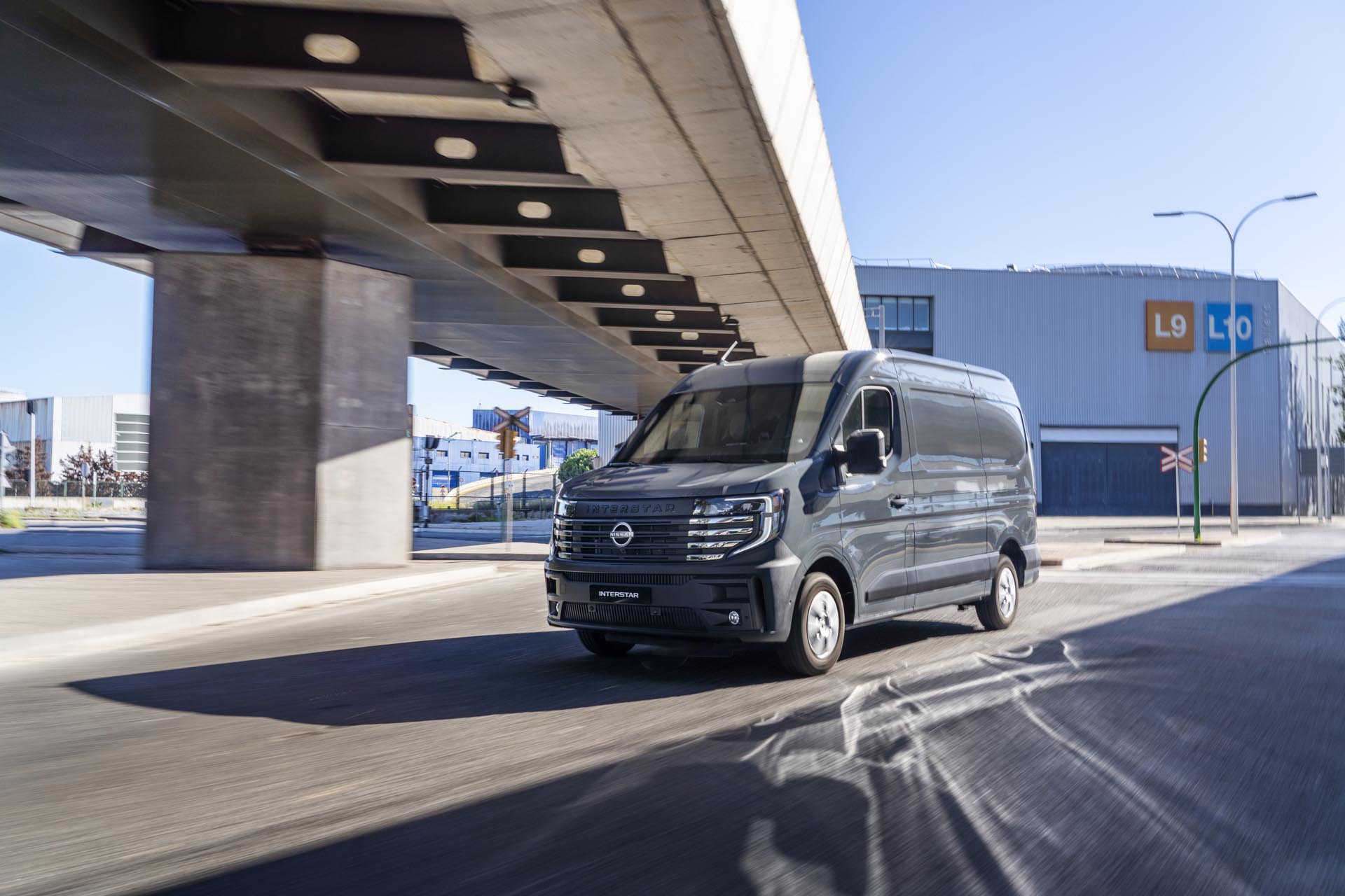 Nissan Interstar PK Final High 047.JPG