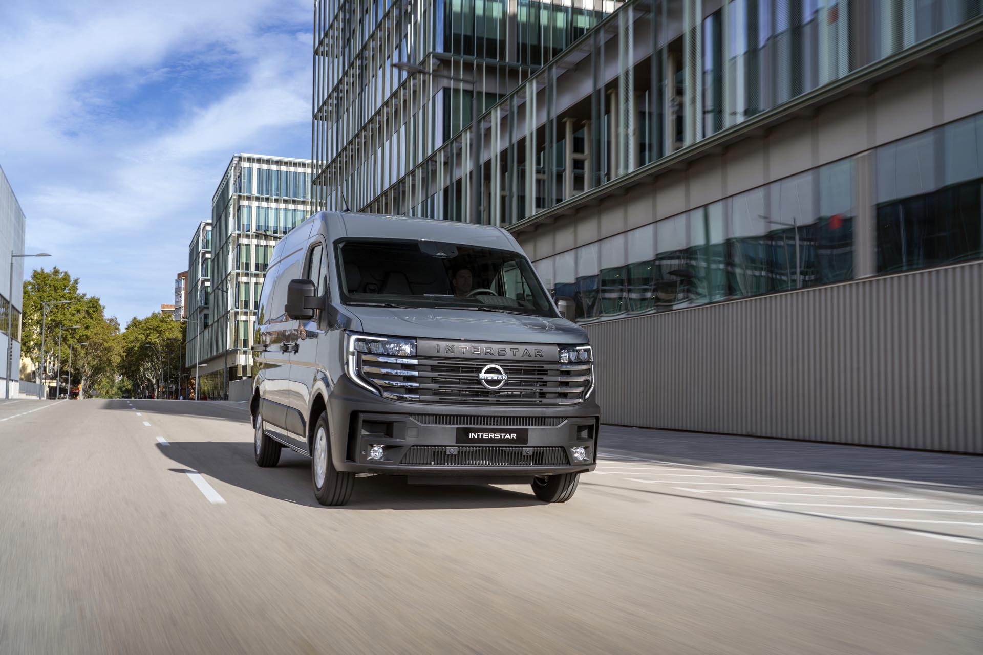 Nissan Interstar PK Final High 071.JPG