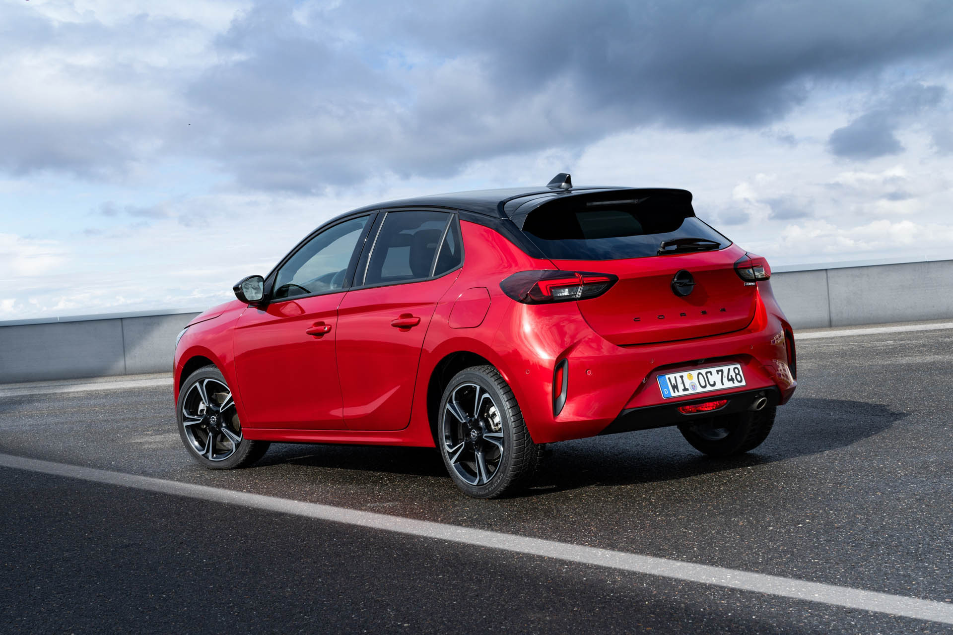 Opel Corsa Hybrid 07