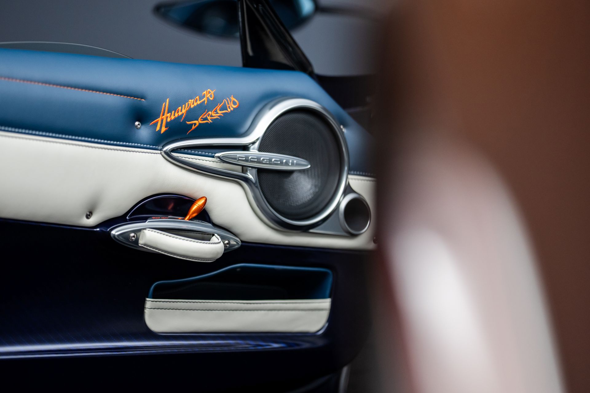 pagani huayra 70 derecho 11