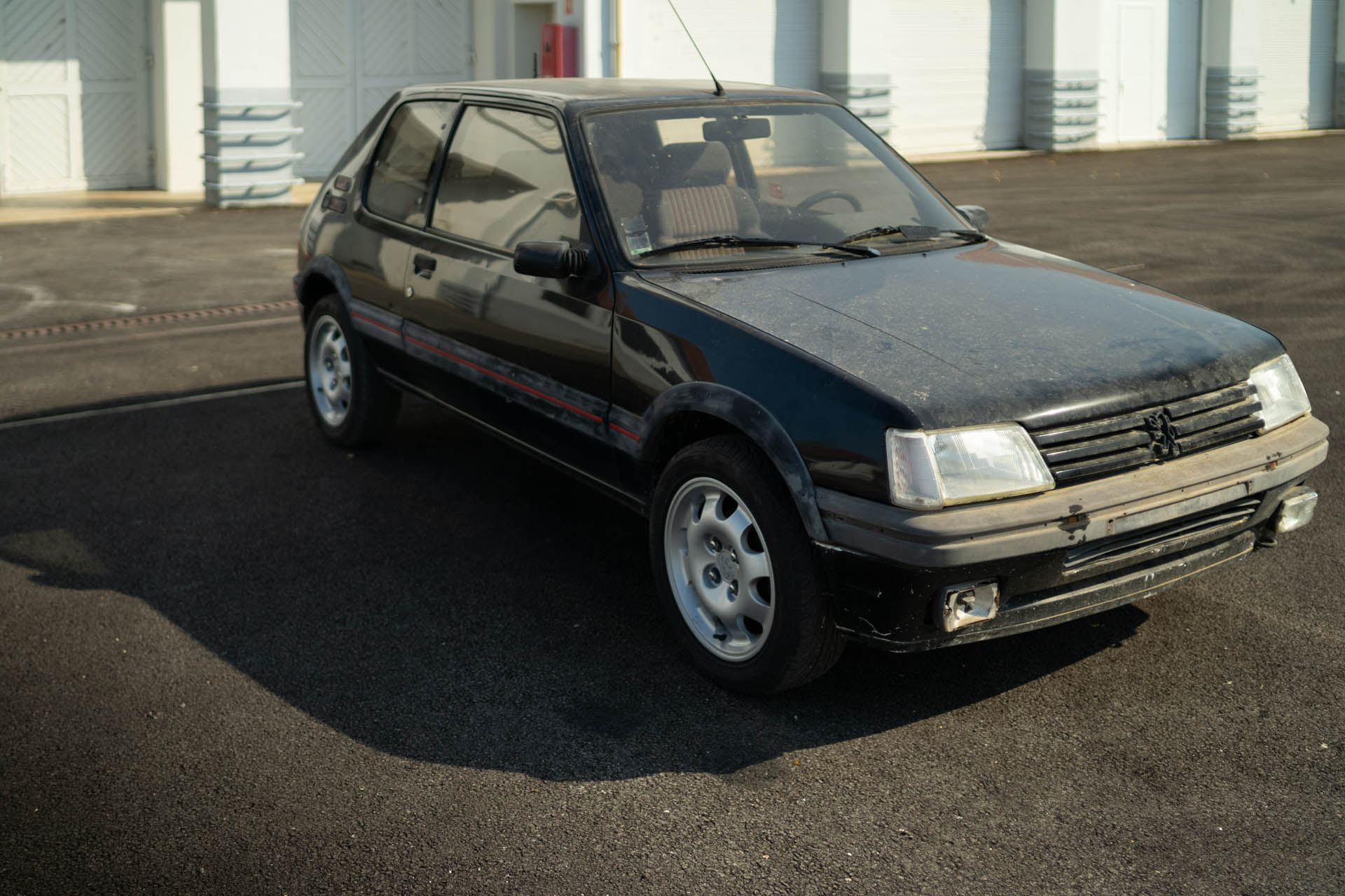 peugeot205gti02