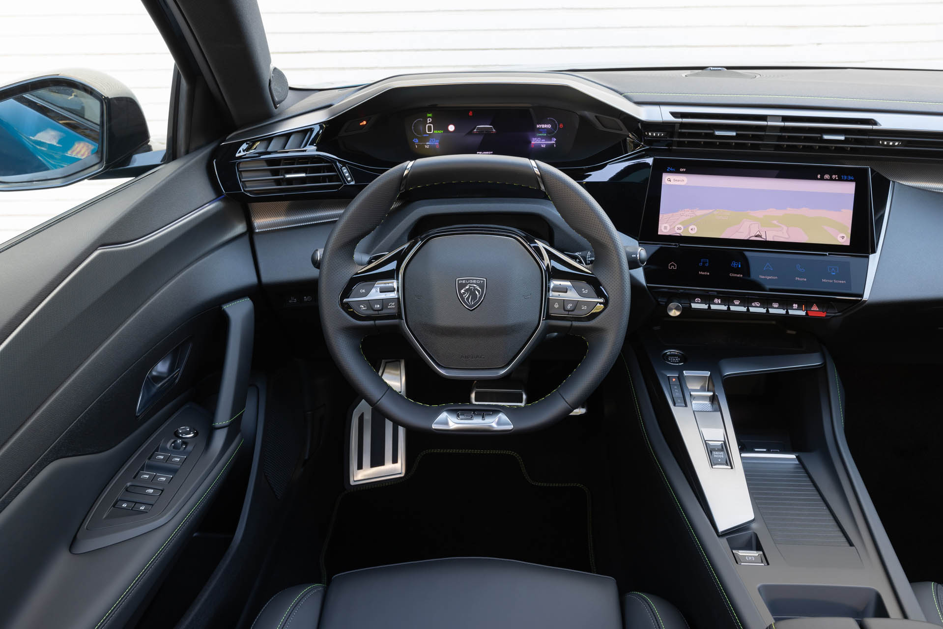 peugeot408phev-2023o