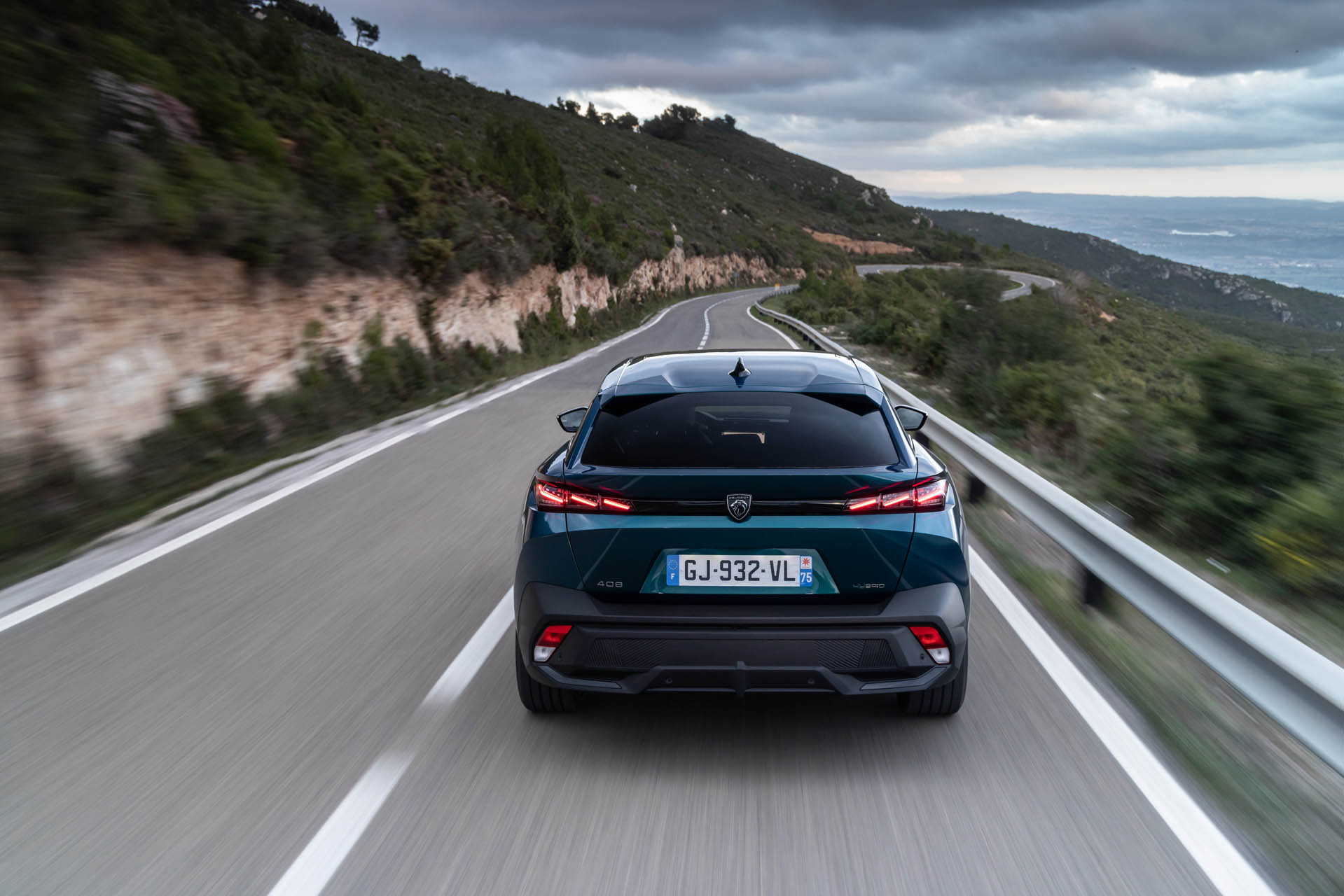 peugeot408phev-2023y