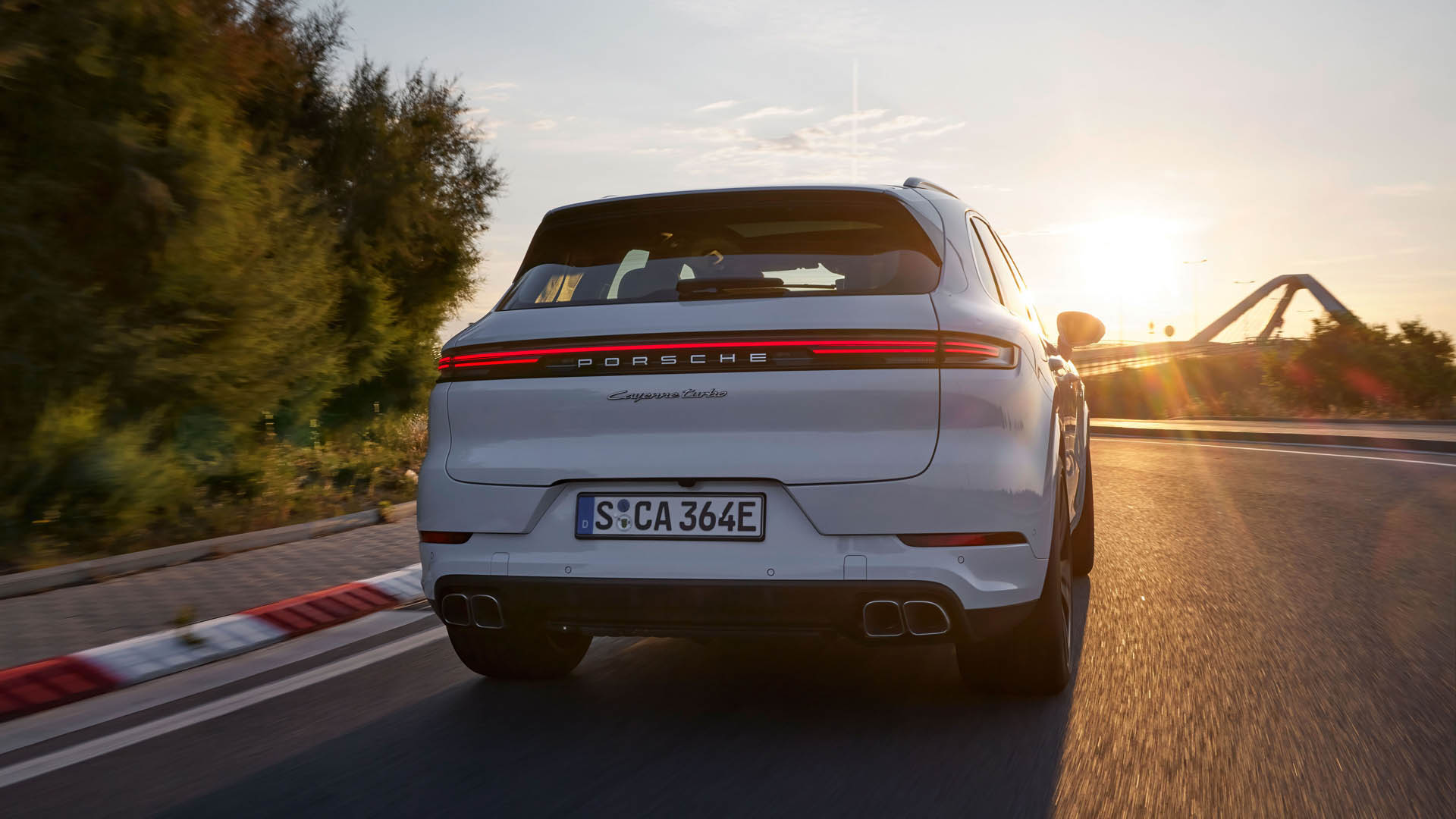 Porsche Cayenne Turbo E-HYbrid 04