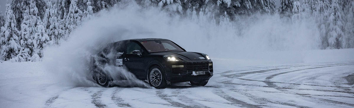 porschecayenne2023testnyito