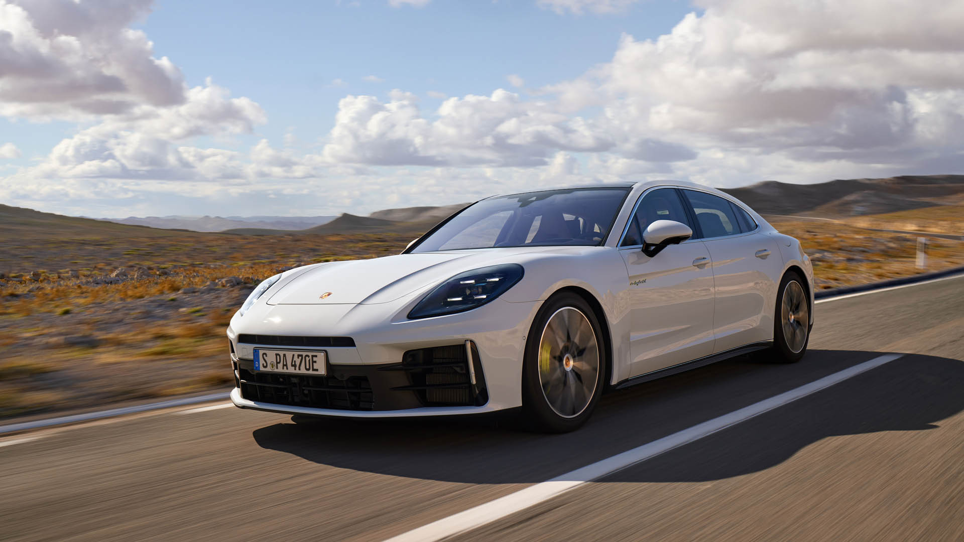 Porsche Panamera e-Hybrid 2024 02