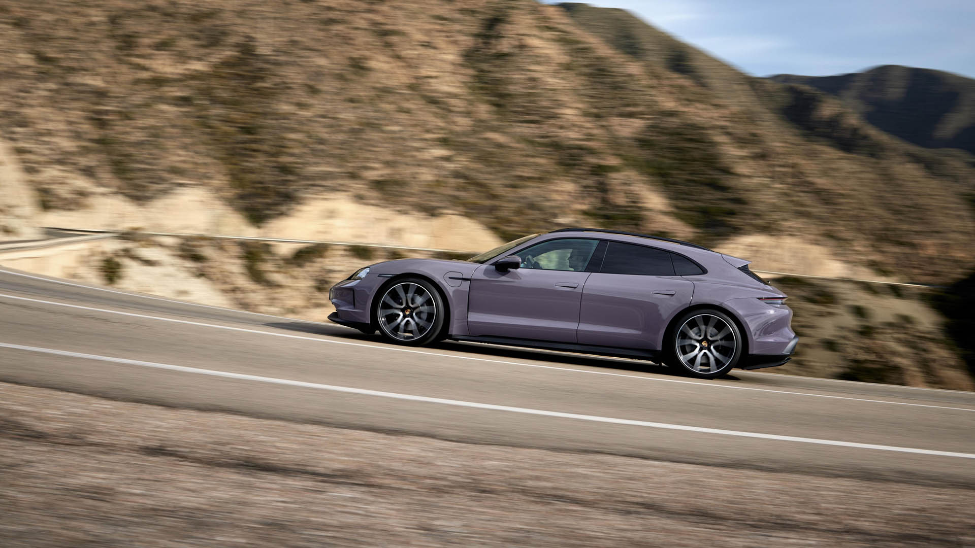 Porsche Taycan 2024 19