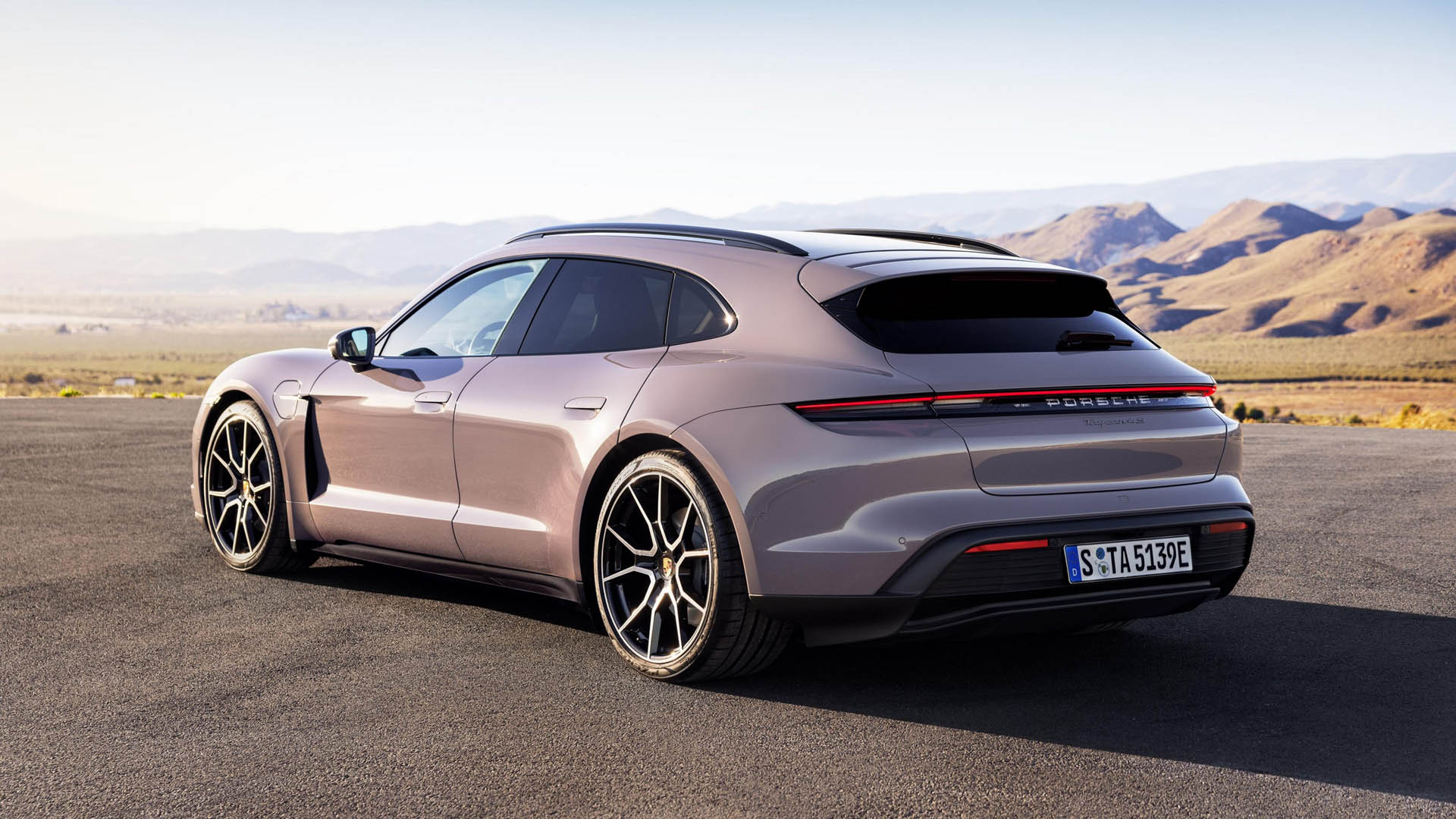 Porsche Taycan 2024 21