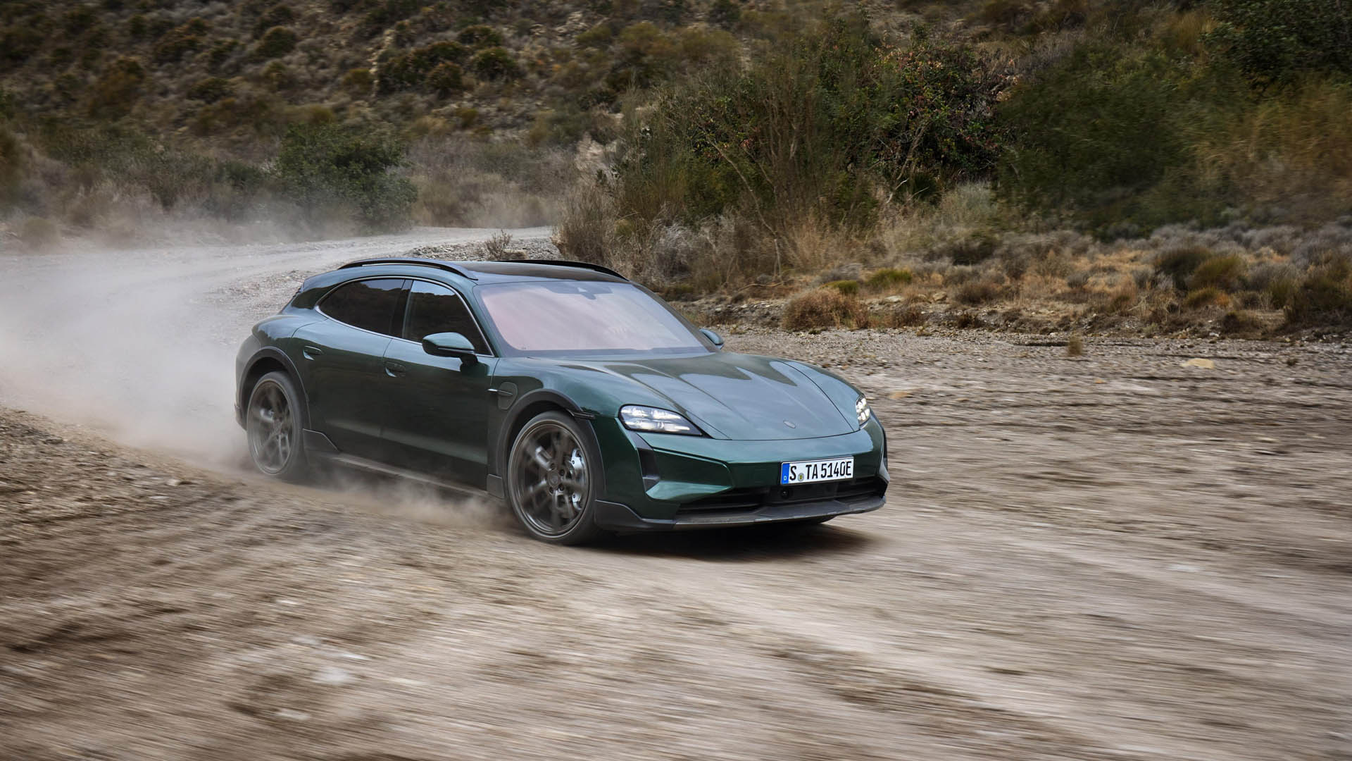 Porsche Taycan 2024 24