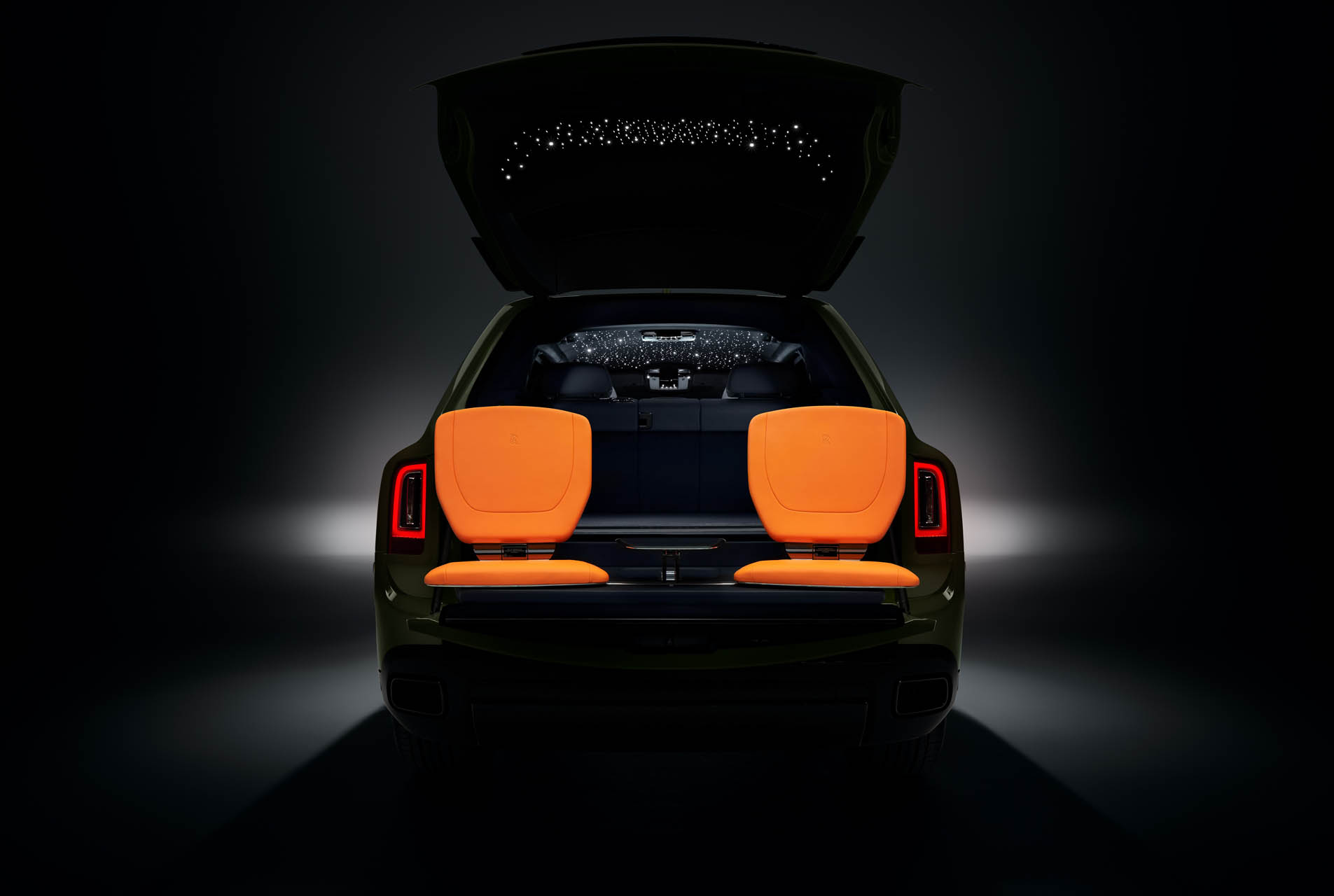 rollsroycecullinaninspiredbyfashionrebellemilitarygreen03