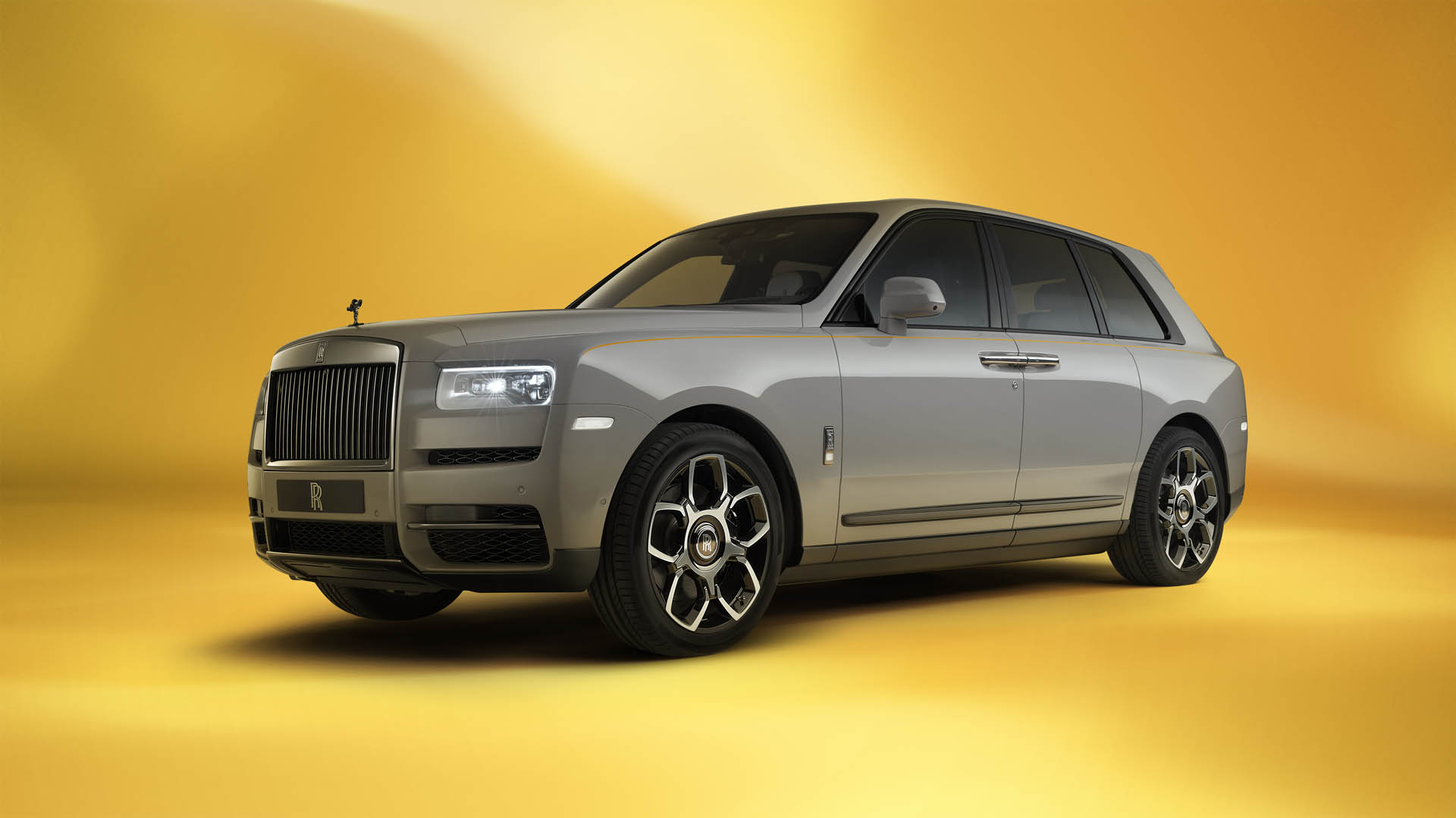 rollsroycecullinaninspiredbyfashionrebelletempestgrey