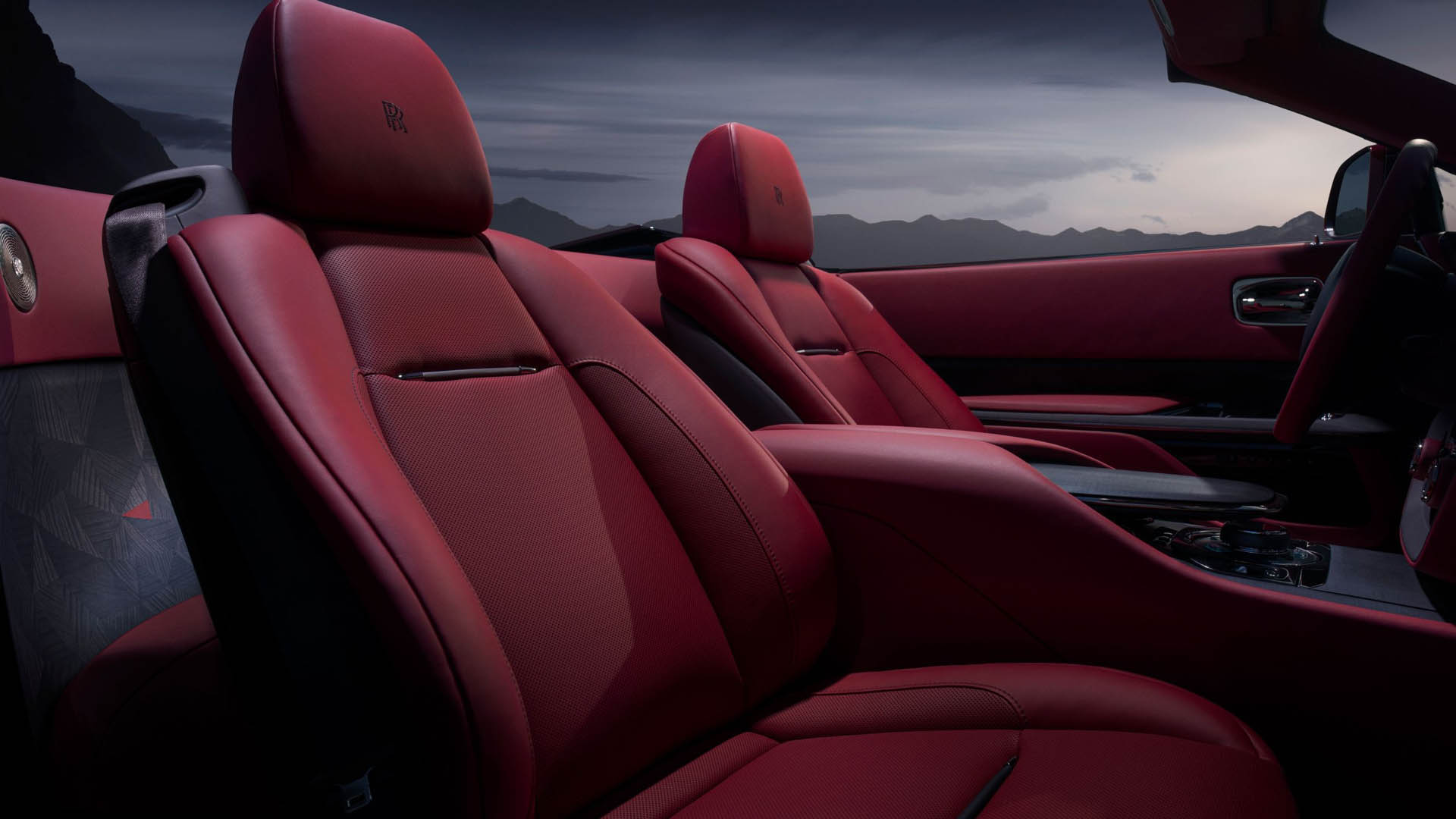 Rolls-Royce La Rose Noire Droptail 08
