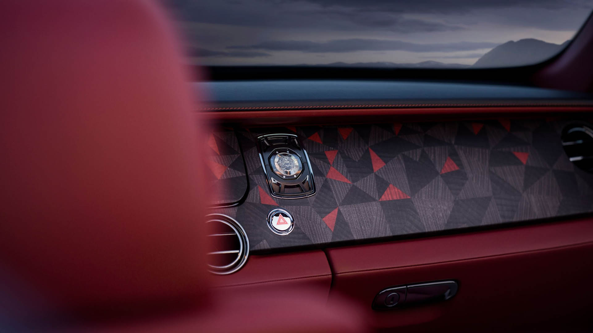 Rolls-Royce La Rose Noire Droptail 10