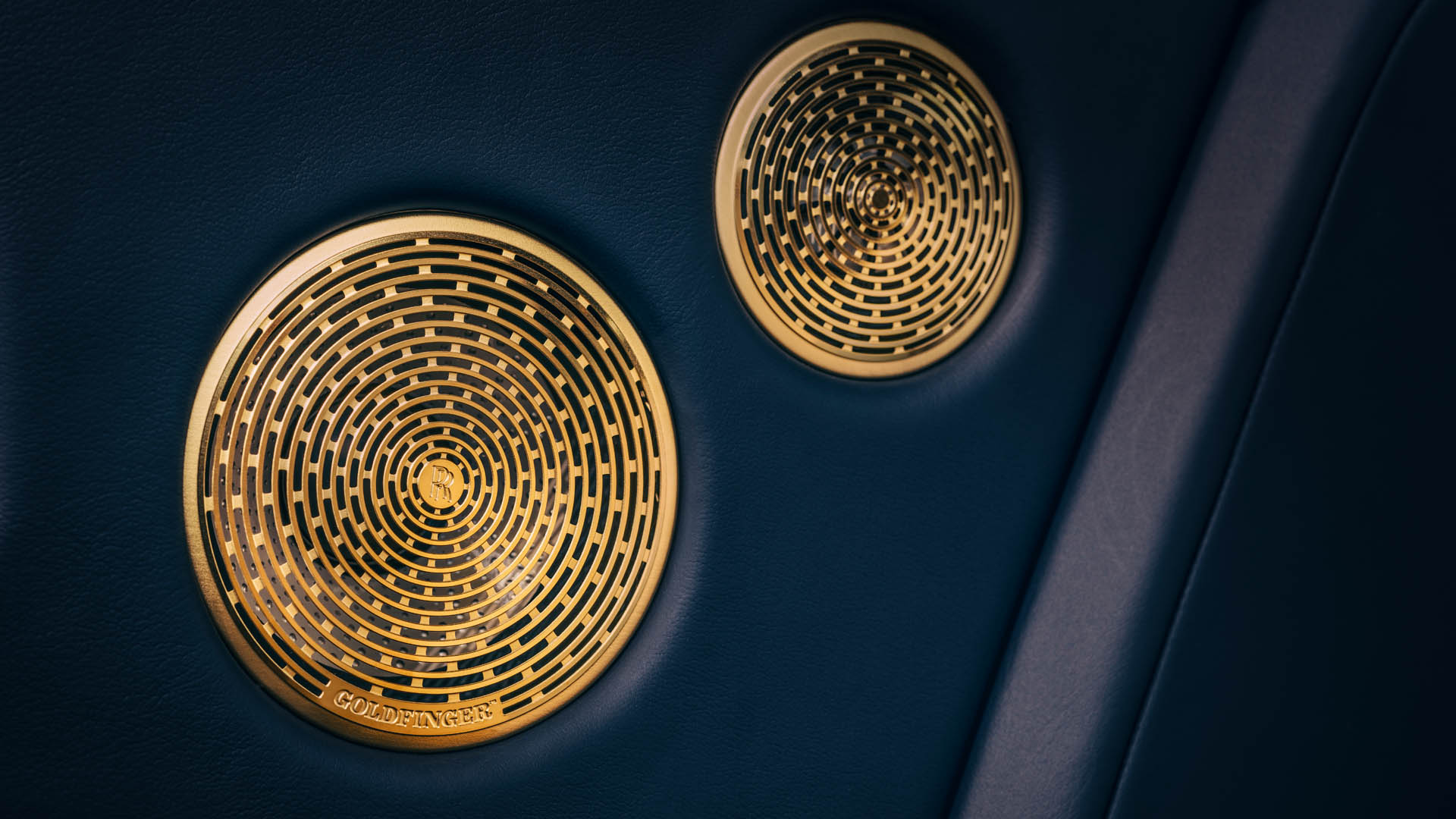 rolls-royce phantom goldfinger 14