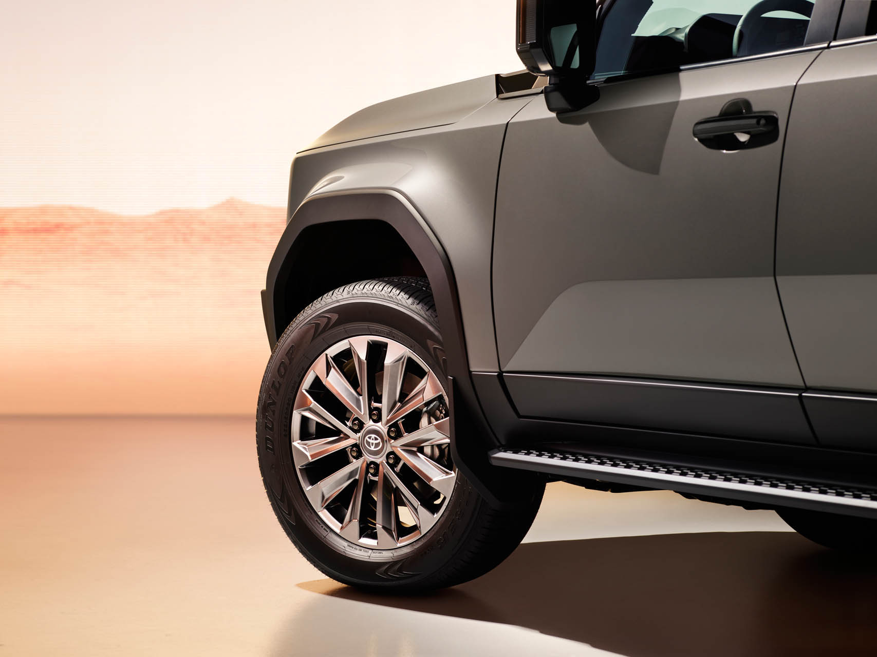 toyota land cruiser 2024 04