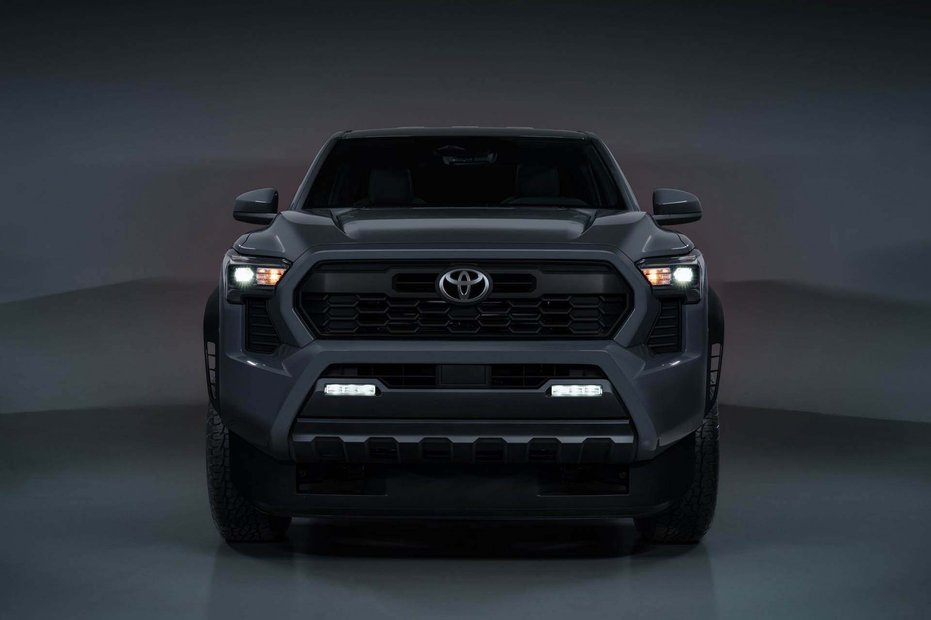 Toyota Tacoma TRD 2024 01
