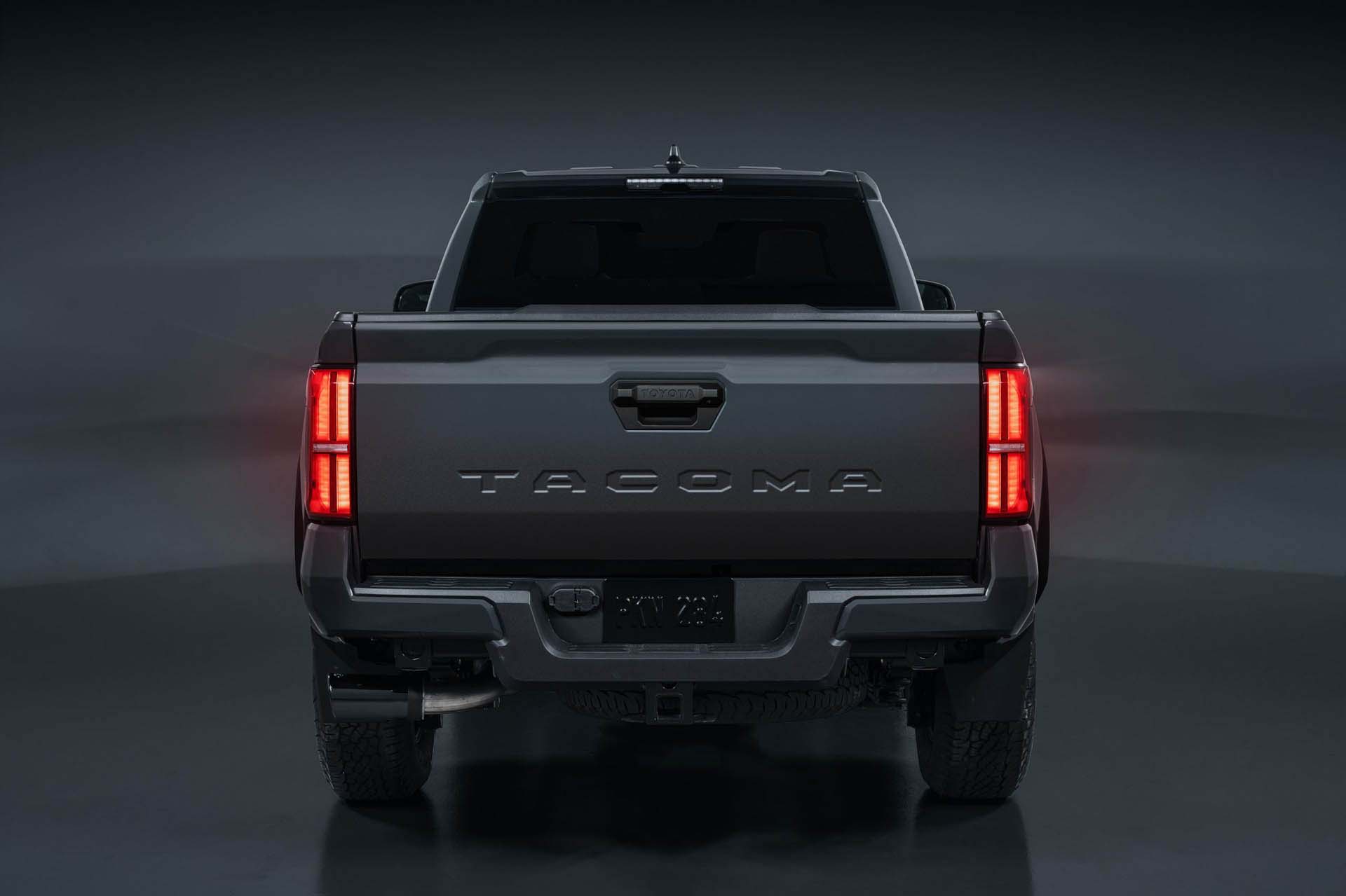 Toyota Tacoma TRD 2024 04