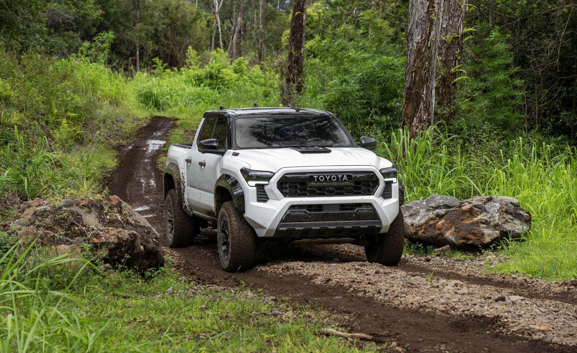 Toyota Tacoma TRD 2024 17