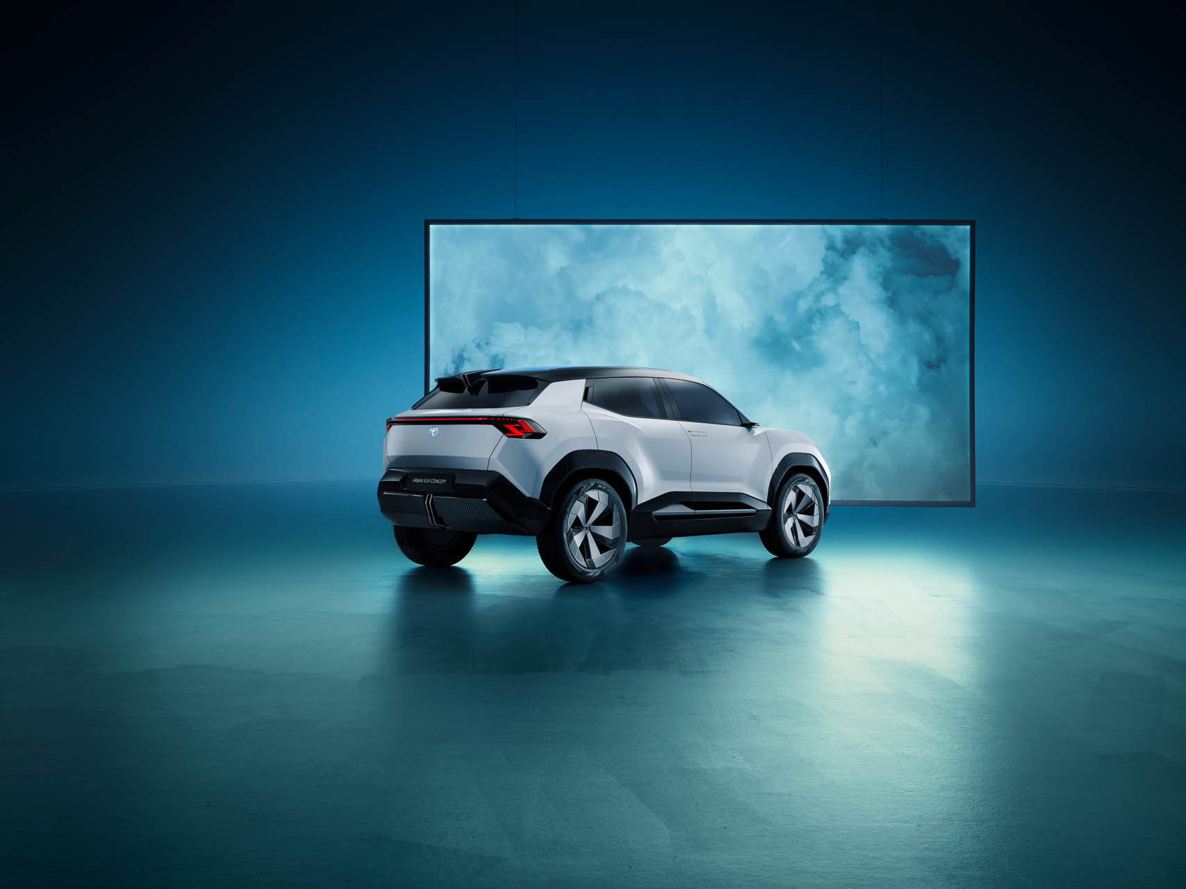 Toyota Urban SUV Concept 01