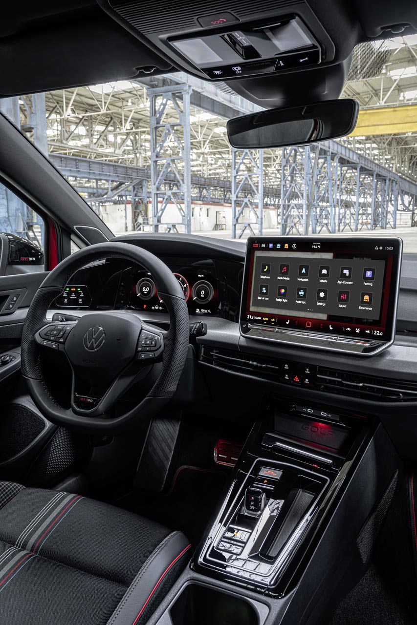 Volkswagen Golf GTI 50 EDITION14