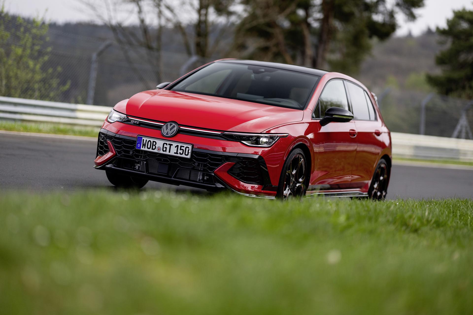 Volkswagen Golf GTI 50 EDITION39