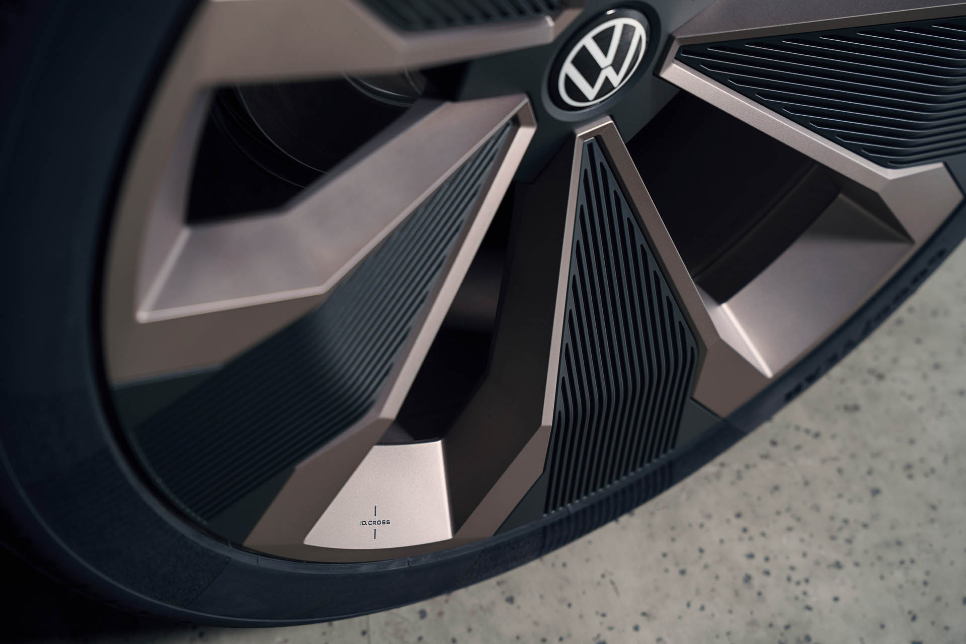 Volkswagen ID Cross Concept 11