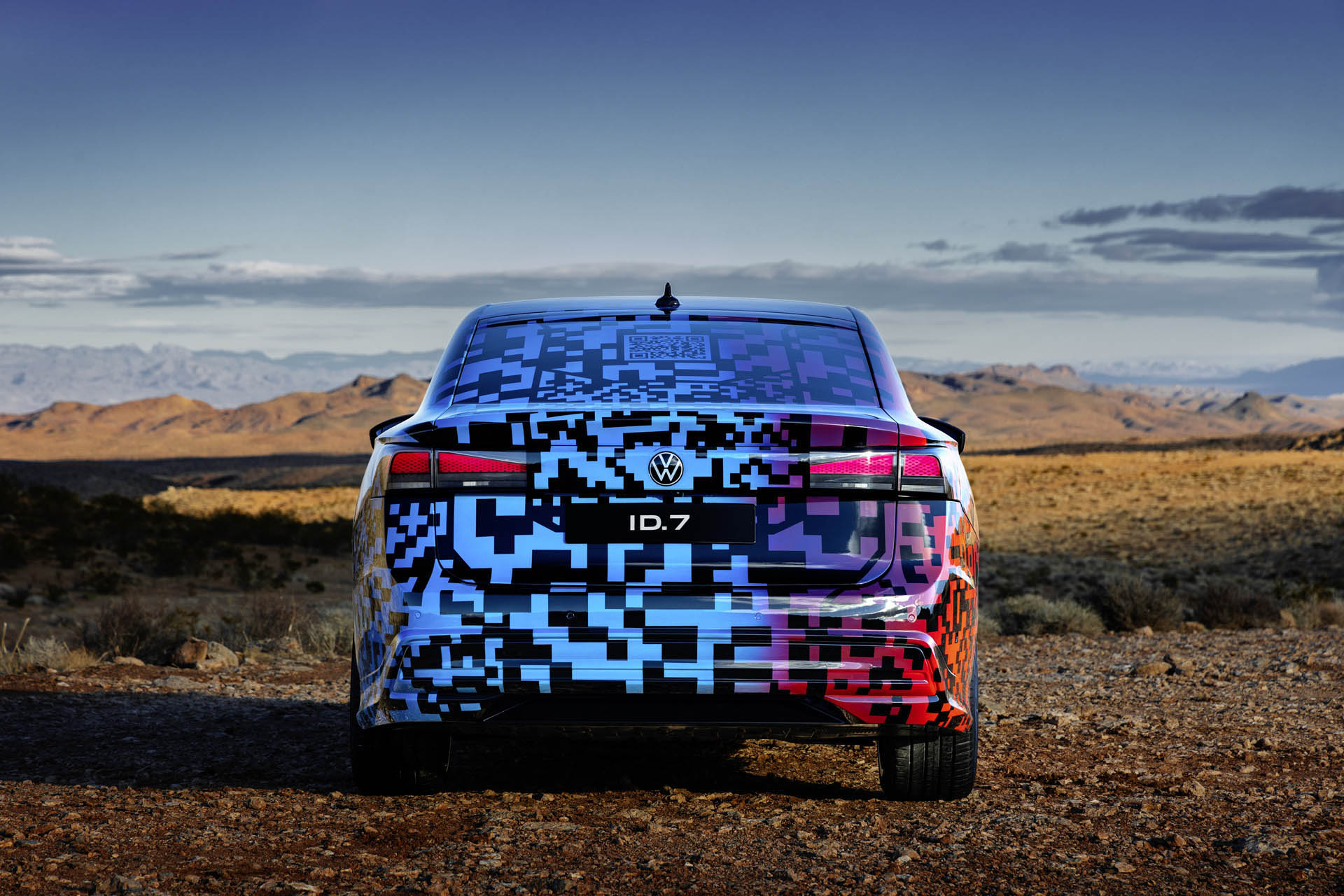 volkswagenid7camouflage07