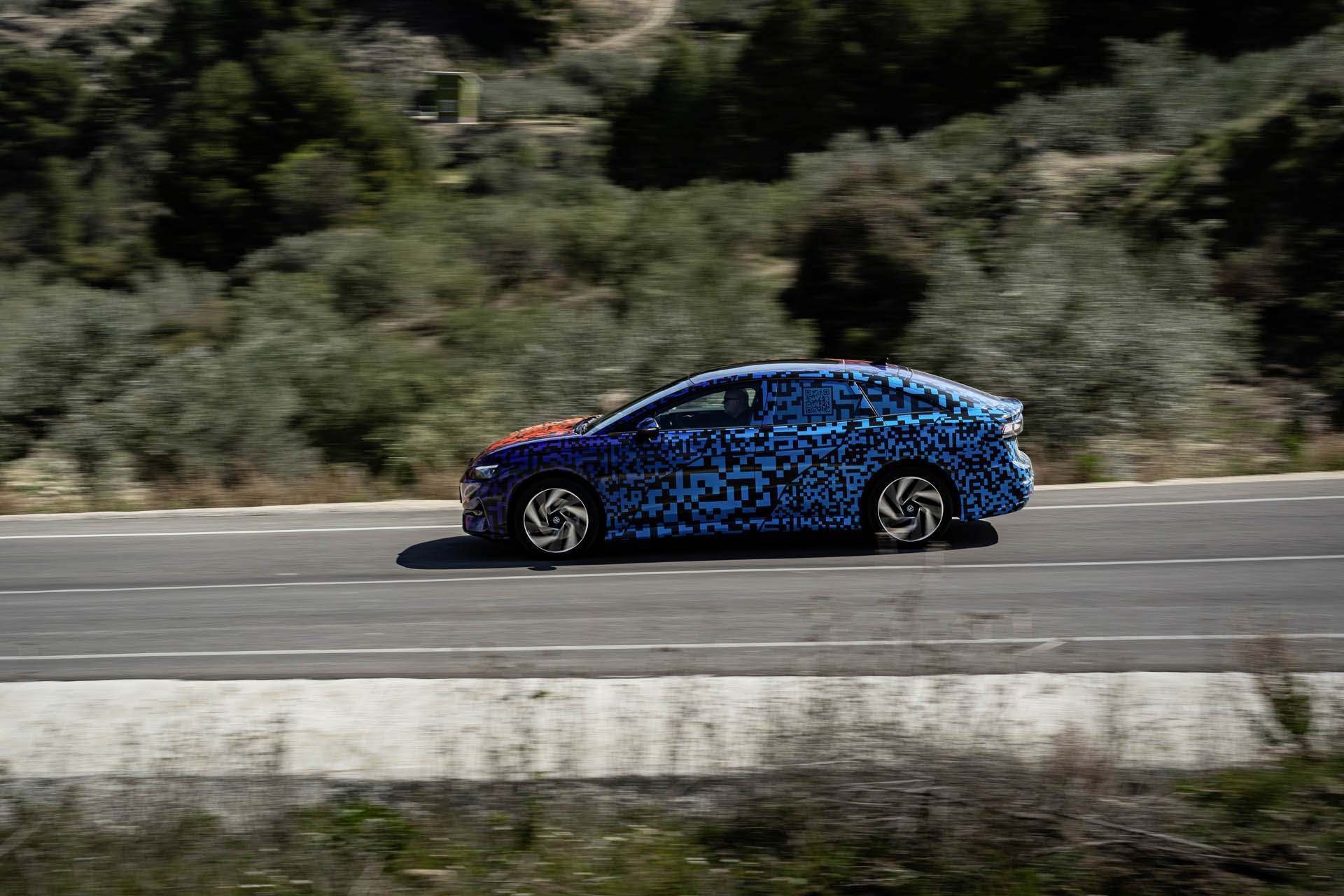 volkswagenid7camouflage39