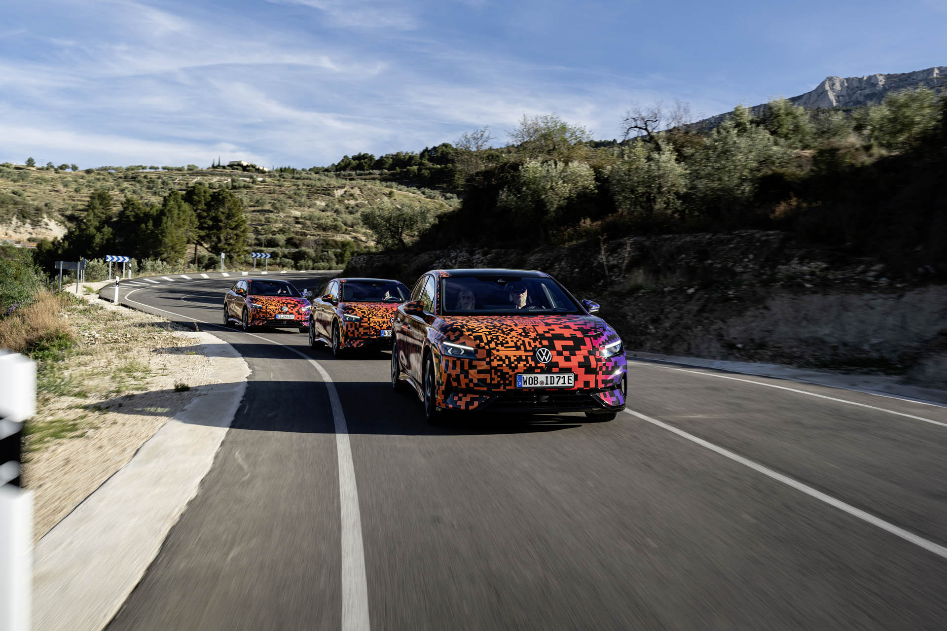 volkswagenid7camouflage48