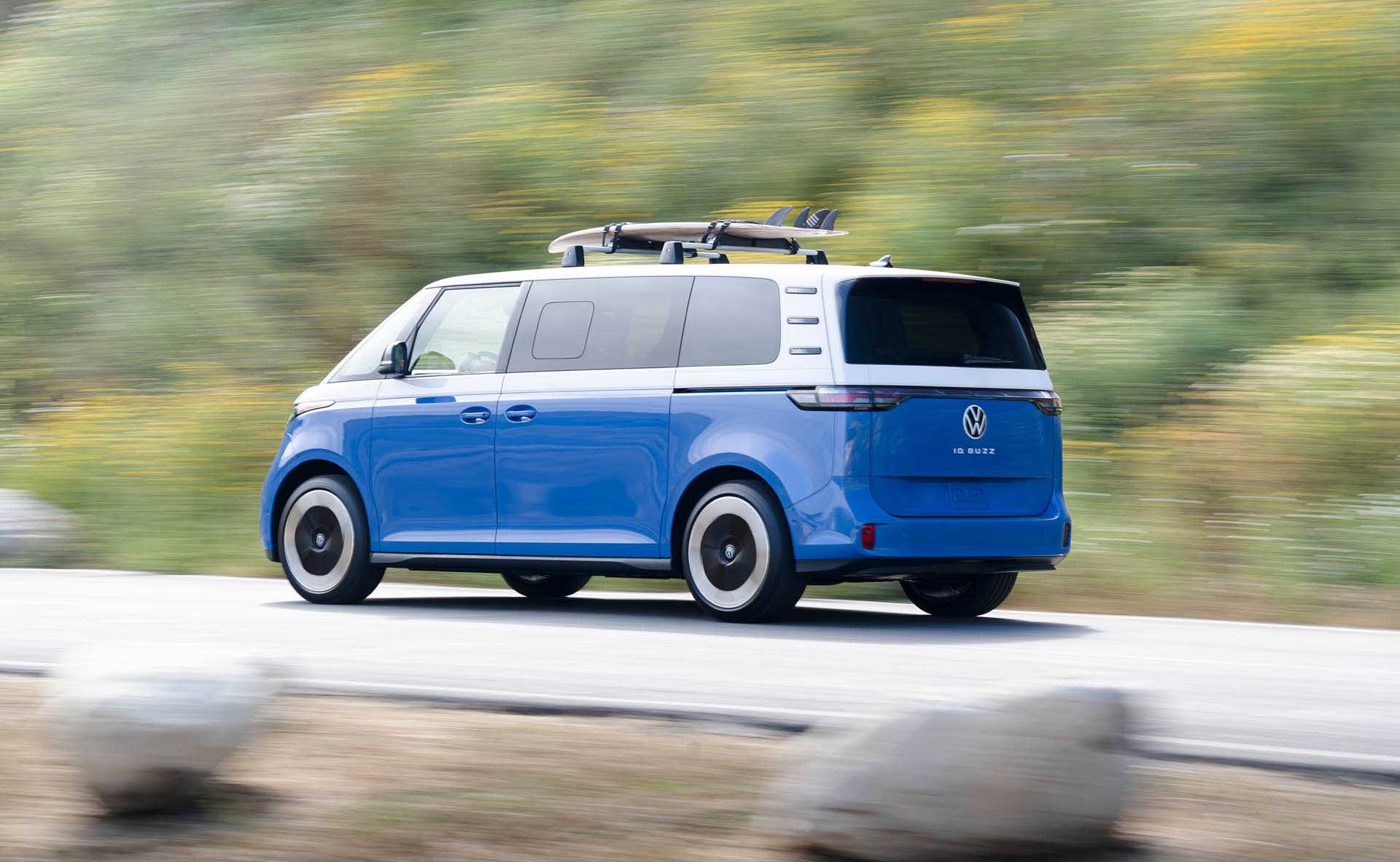 Volkswagen IDBuzz three-row 37
