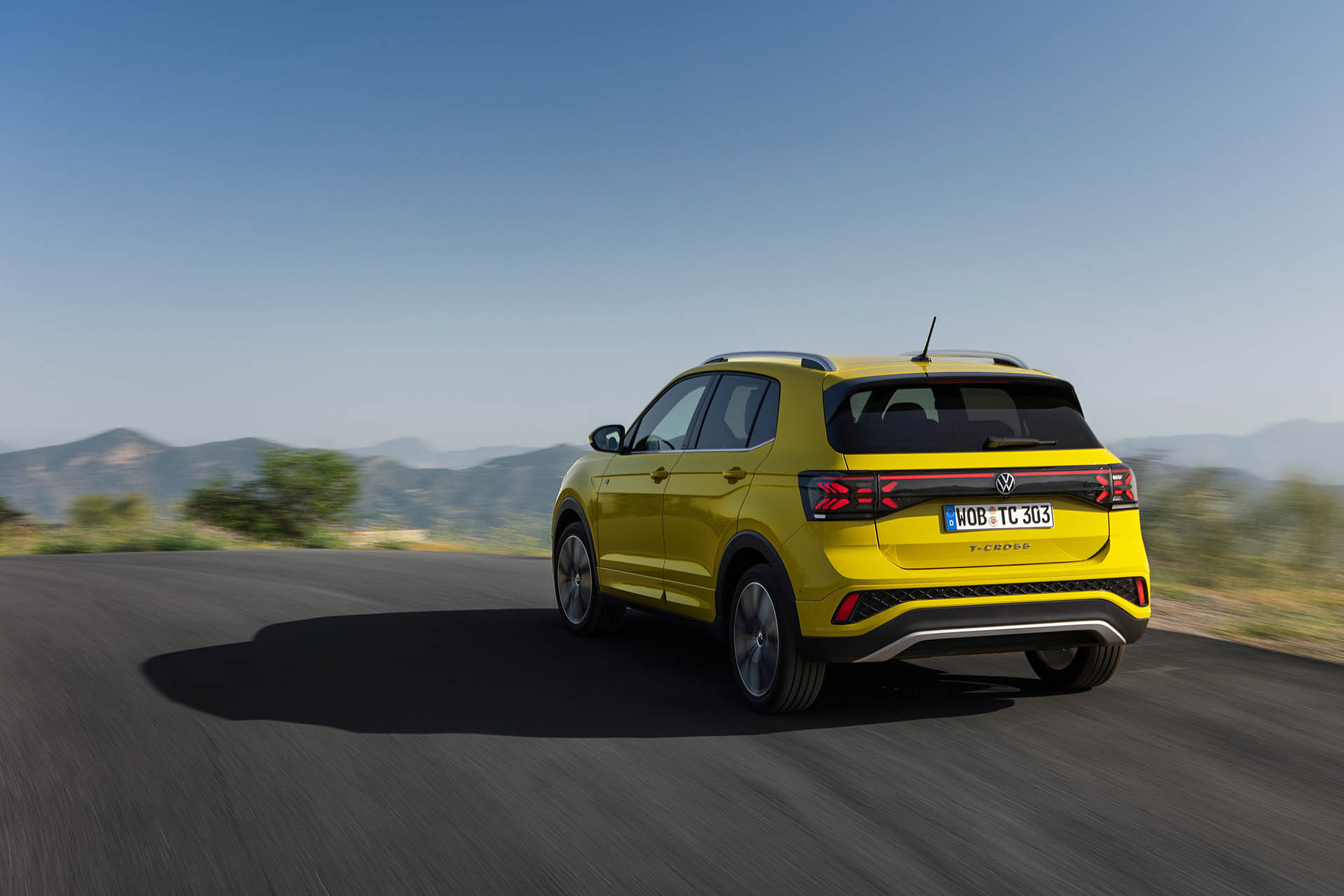 Volkswagen T-Cross 2023 01
