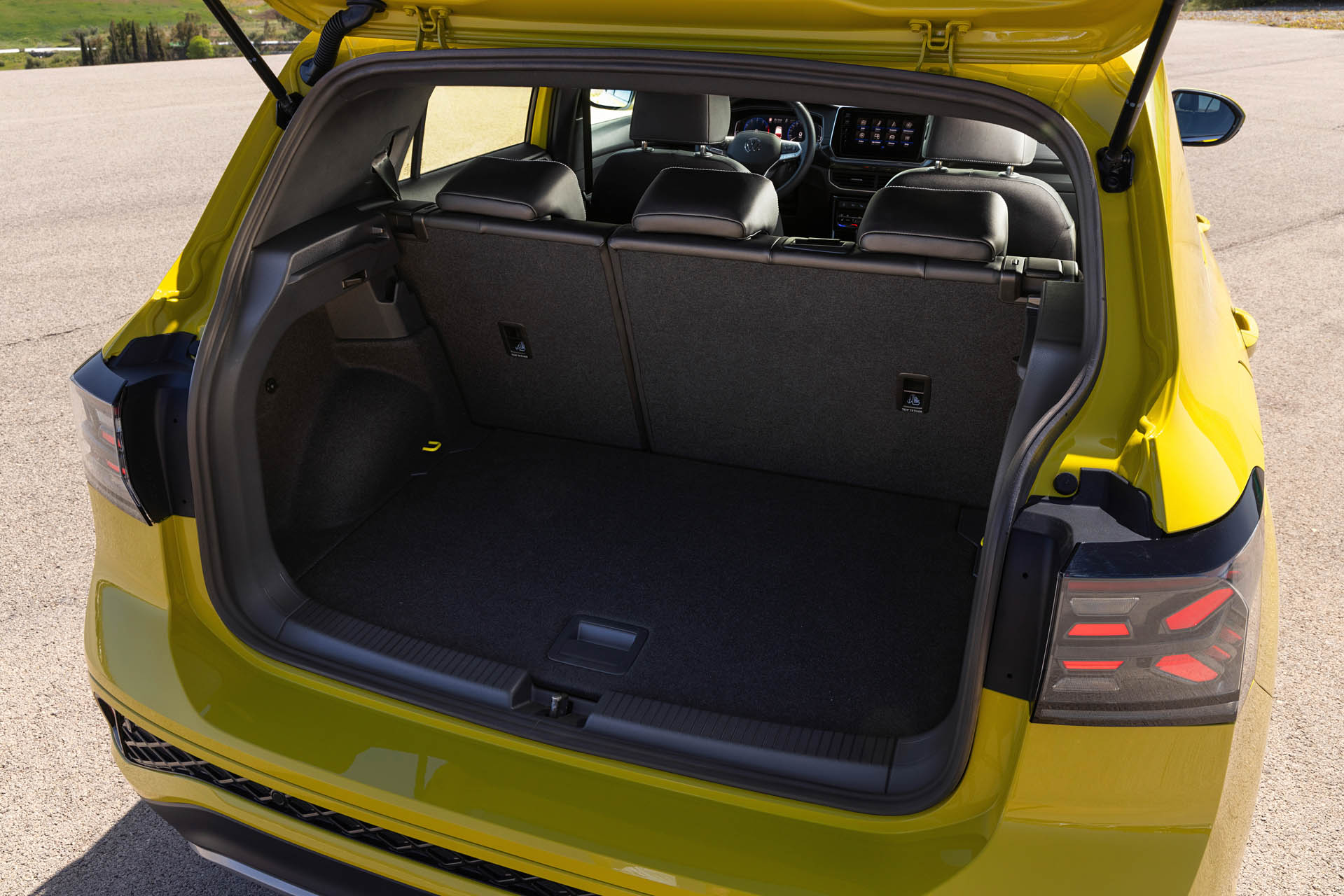 Volkswagen T-Cross 2023 17