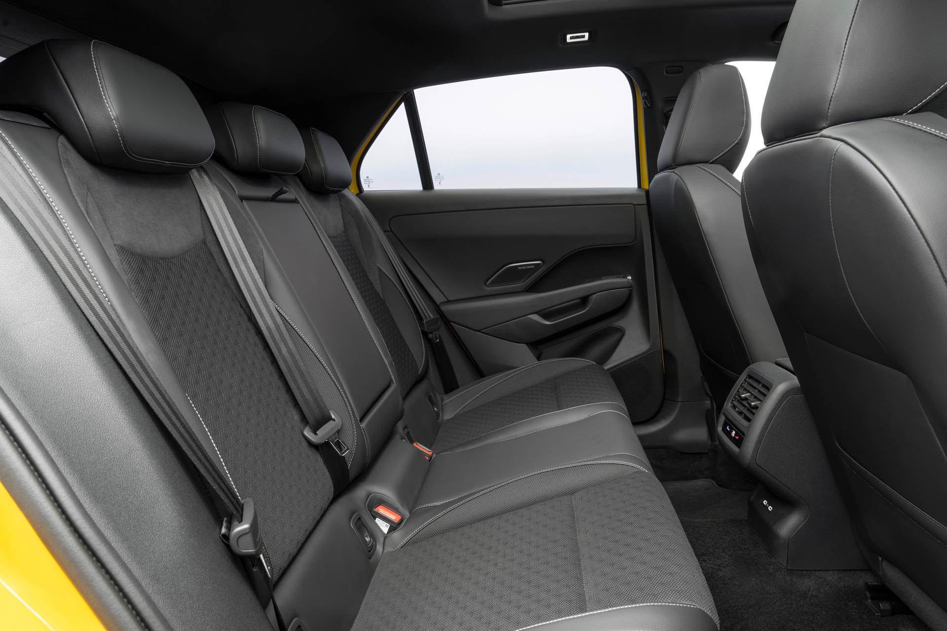 Volkswagen T-Roc 2025 41