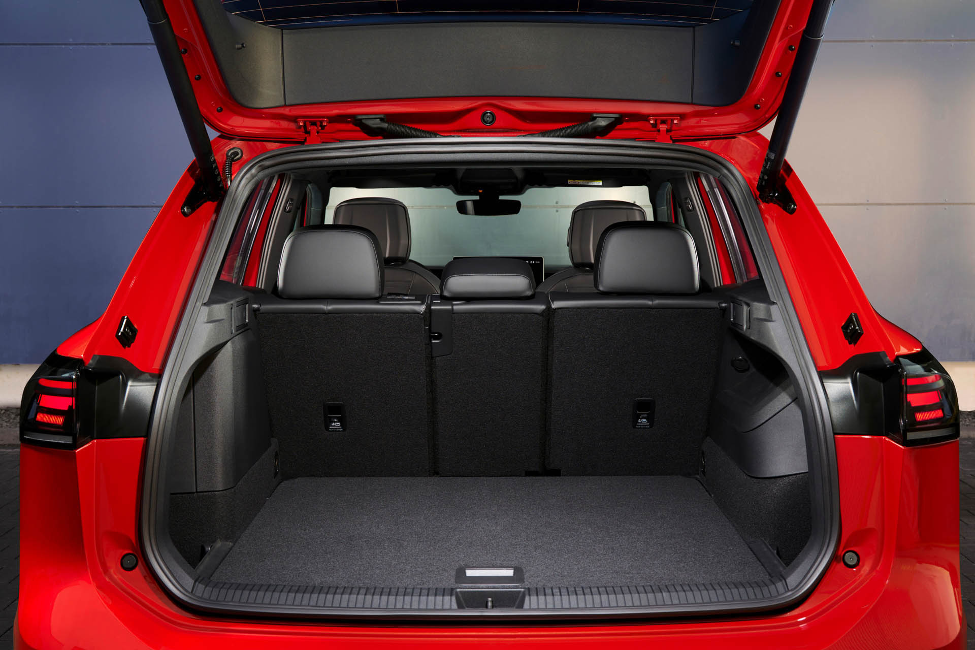 Volkswagen Tiguan R 2023 21